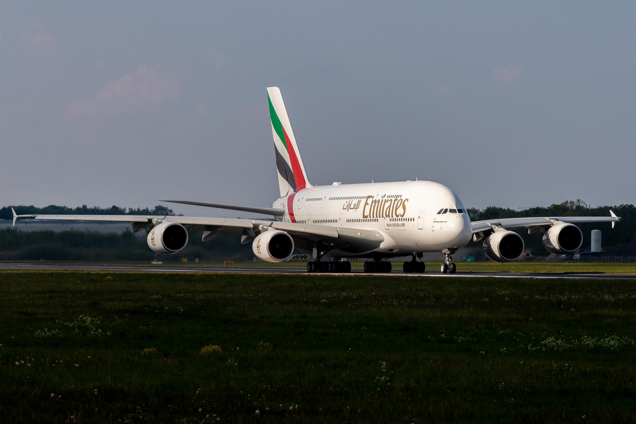 Hamburg Airport: Emirates (EK / UAE) |  Airbus A380-842 A388 | A6-EVC | MSN 248