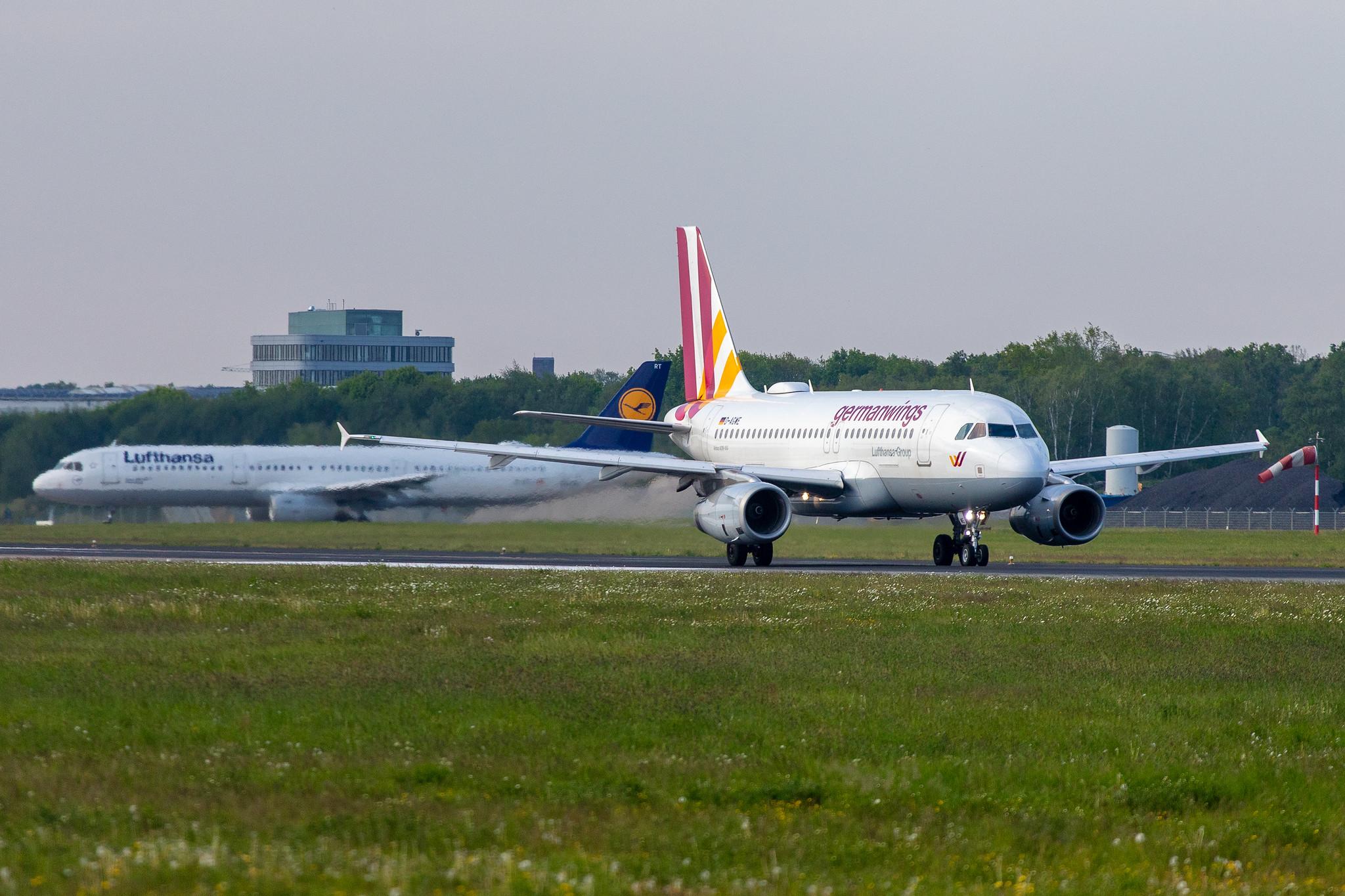 Hamburg Airport: Eurowings (EW / EWG) |  Airbus A319-132 A319 | D-AGWE | MSN 3128 | Germanwings