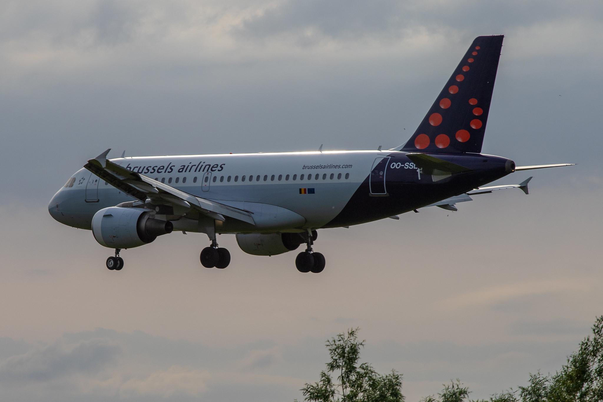 Hamburg Airport: Brussels Airlines (SN / BEL) |  Airbus A319-111 A319 | OO-SSL | MSN 1803