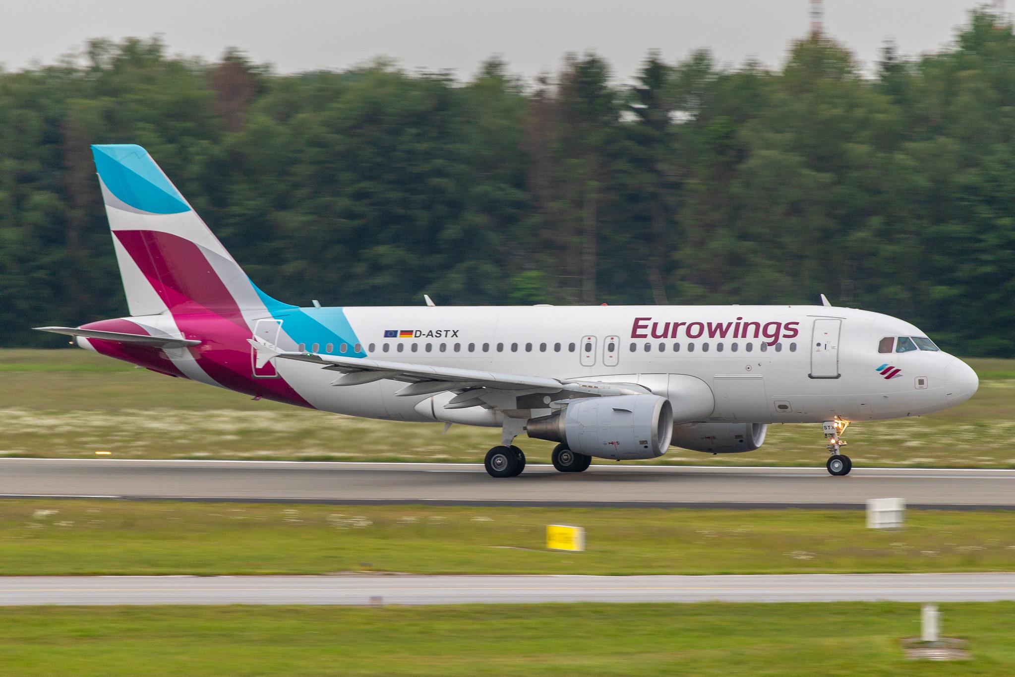 Hamburg Airport: Eurowings (EW / EWG) | Operator: Germanwings | Airbus A319-112 A319 | D-ASTX | MSN 3202