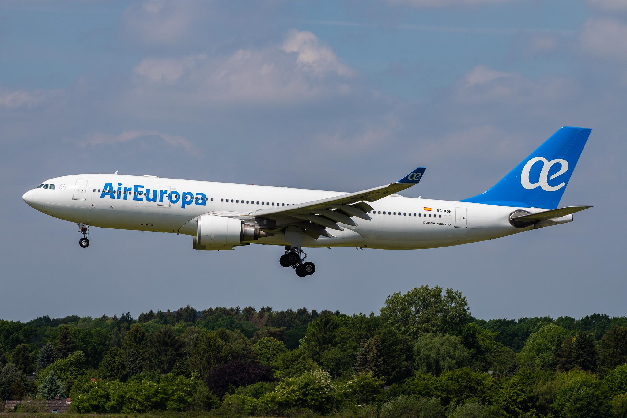 Hamburg Airport: Air Europa (UX / AEA) |  Airbus A330-202 A332 | EC-KOM | MSN 0931