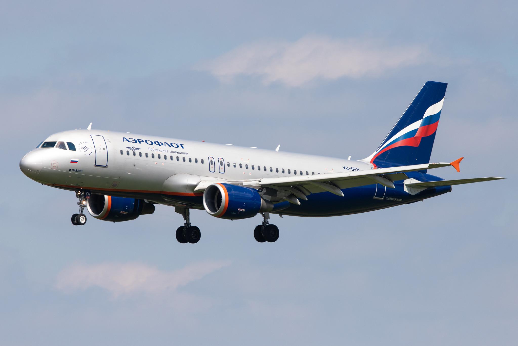 Hamburg Airport: Aeroflot (SU / AFL) |  Airbus A320-214 A320 | VQ-BEH | MSN 4133