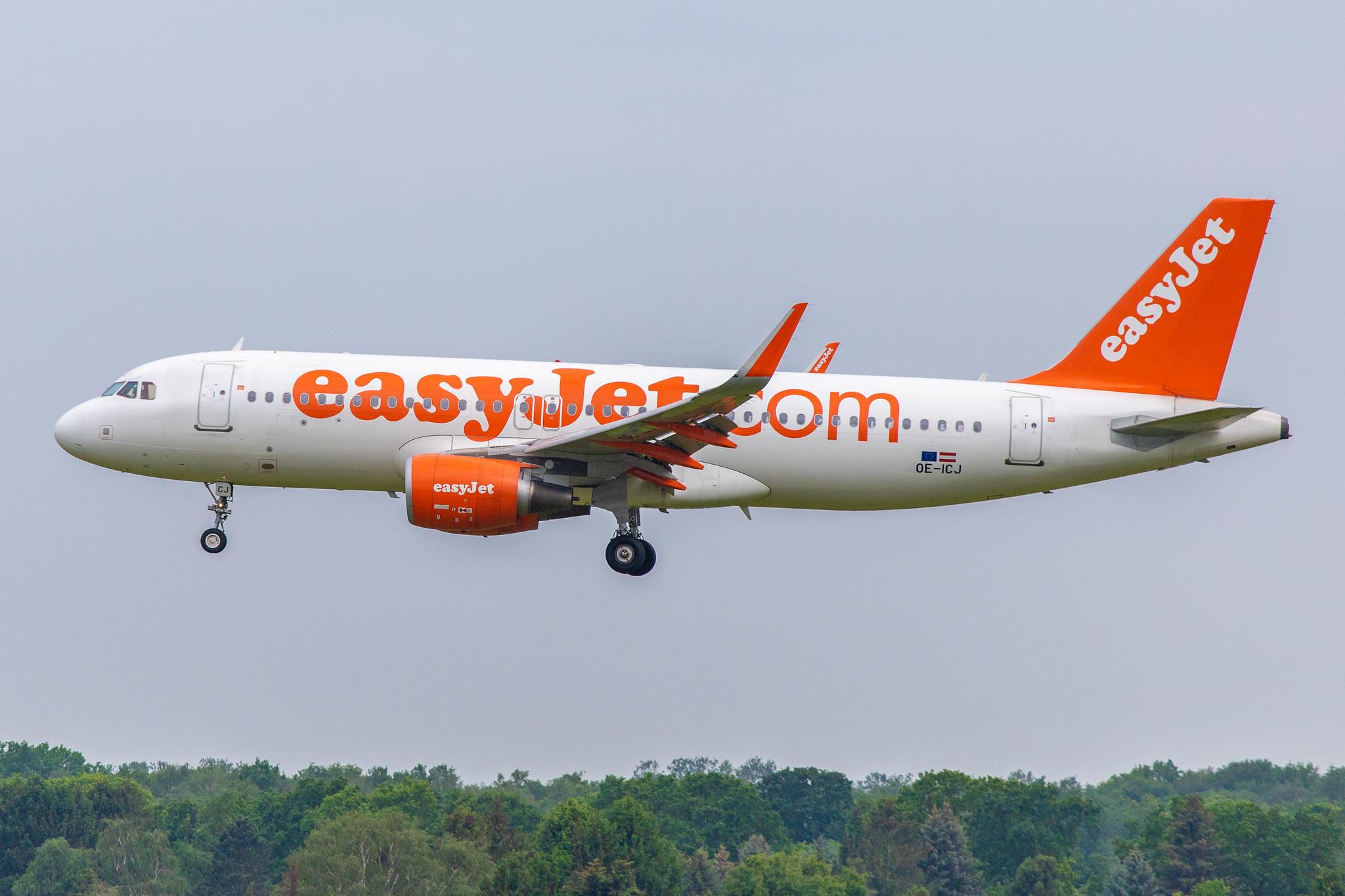 Hamburg Airport: easyJet (U2 / EZY) | Operator: easyJet Europe |  Airbus A320-214 A320 | OE-ICJ | MSN 6047