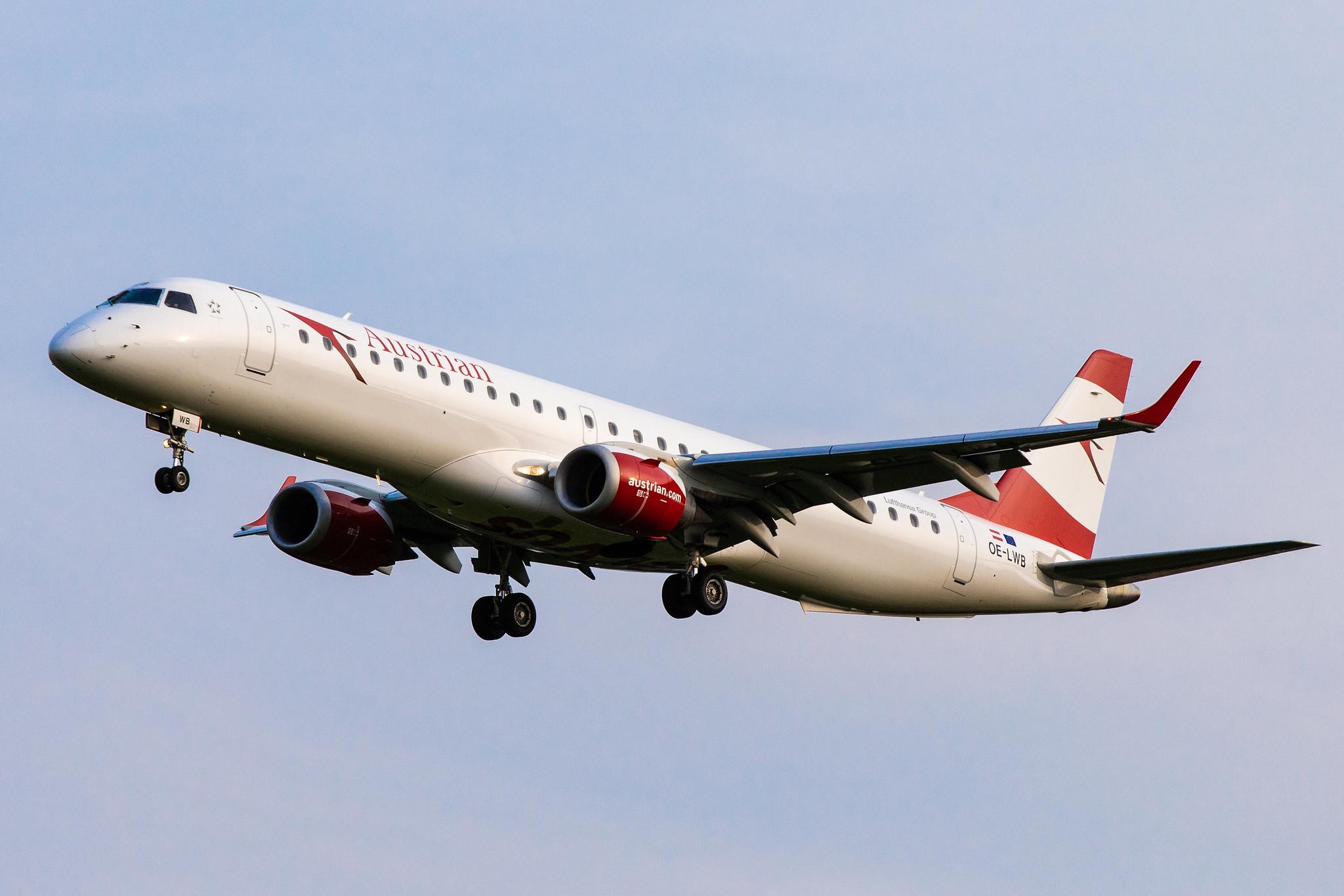 Hamburg Airport: Austrian Airlines (OS / AUA) |  Embraer E195LR E195 | OE-LWB | MSN 19000324