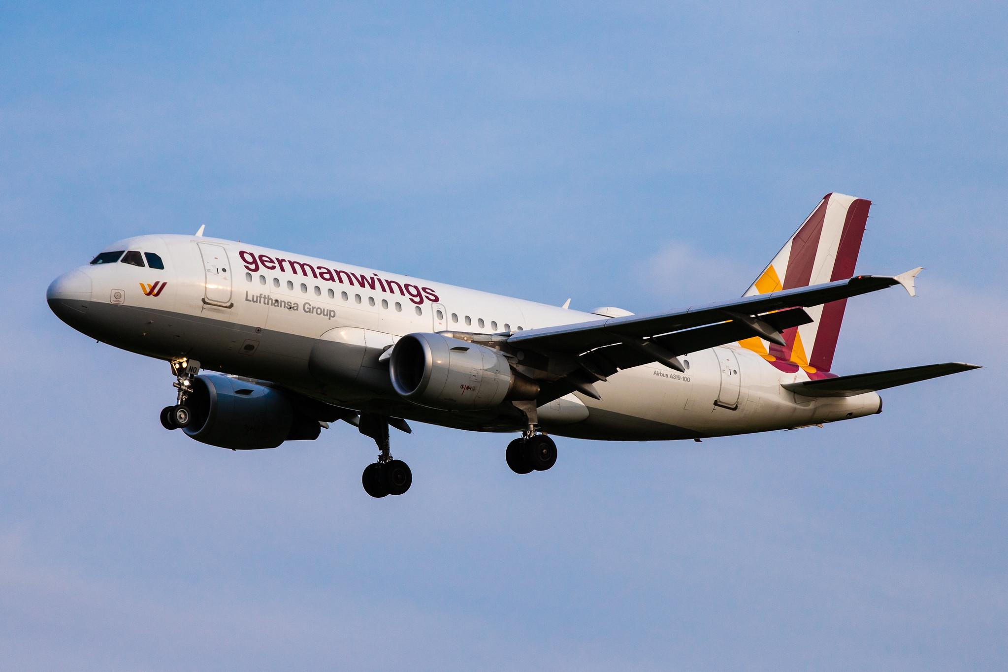 Hamburg Airport: Eurowings (EW / EWG) | Operator: Germanwings |  Airbus A319-112 A319 | D-AKNO | MSN 1147