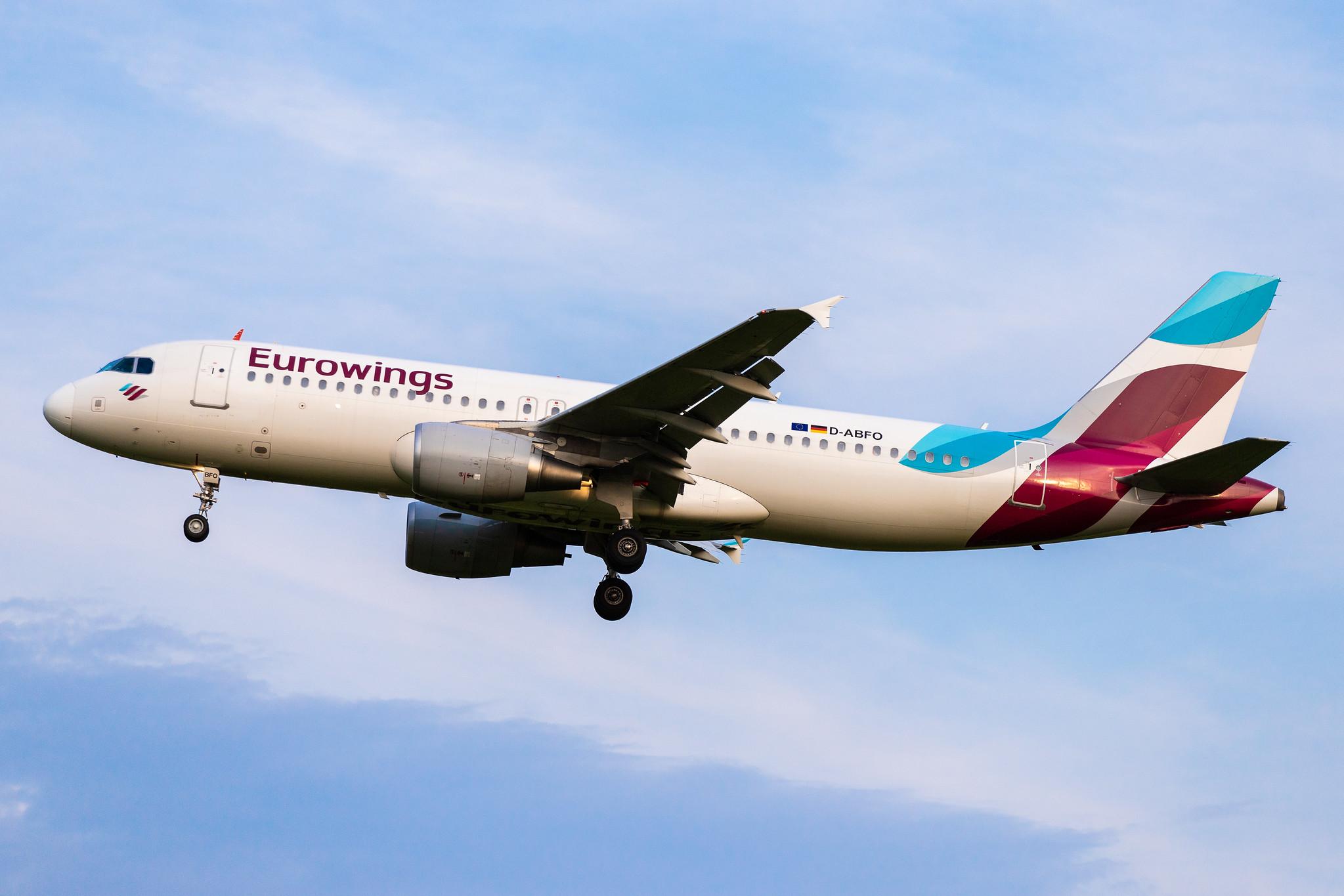 Hamburg Airport: Eurowings (EW / EWG) | Operator: Eurowings Europe |  Airbus A320-214 A320 | D-ABFO | MSN 4565