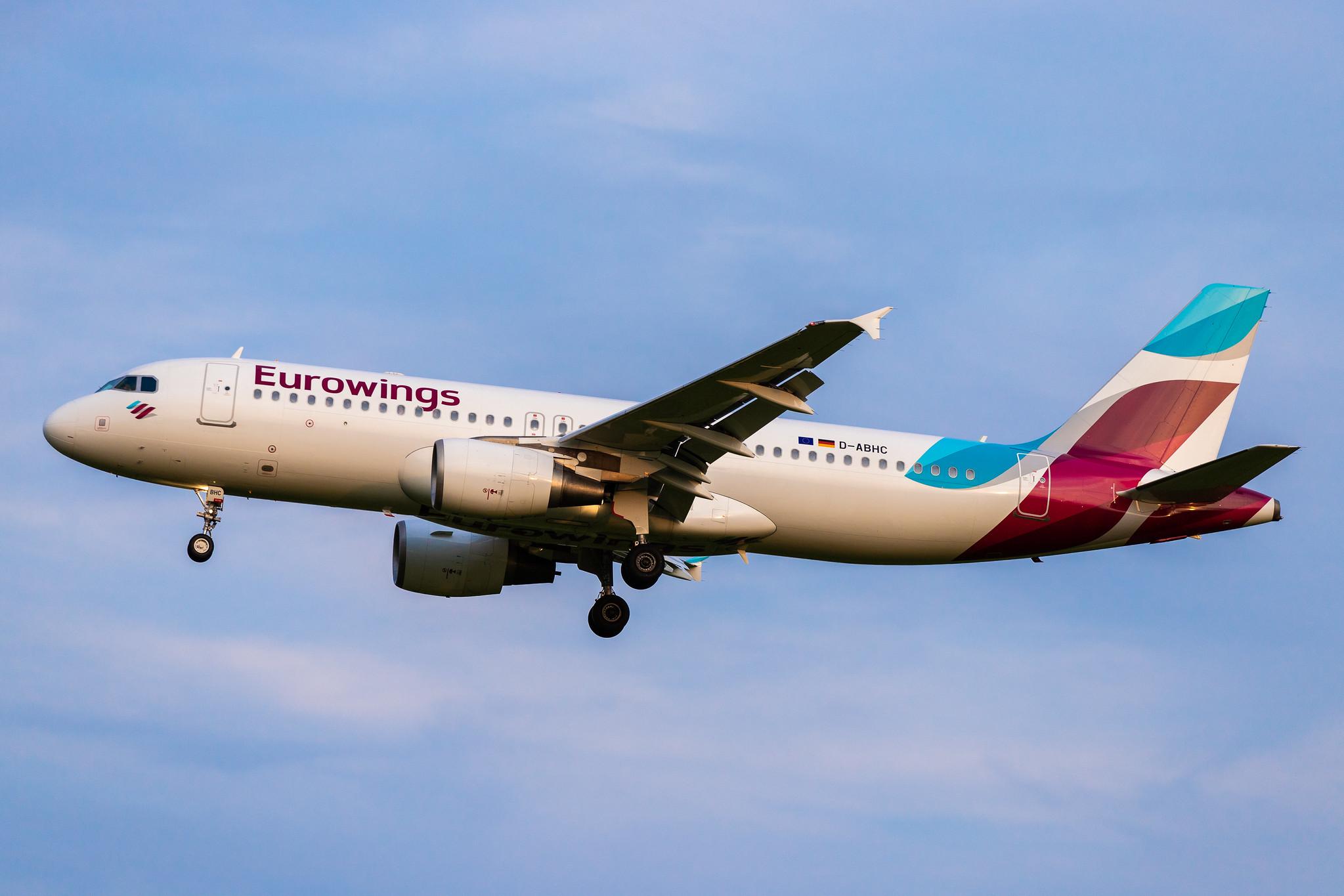 Hamburg Airport: Eurowings (EW / EWG) |  Airbus A320-214 A320 | D-ABHC | MSN 3594