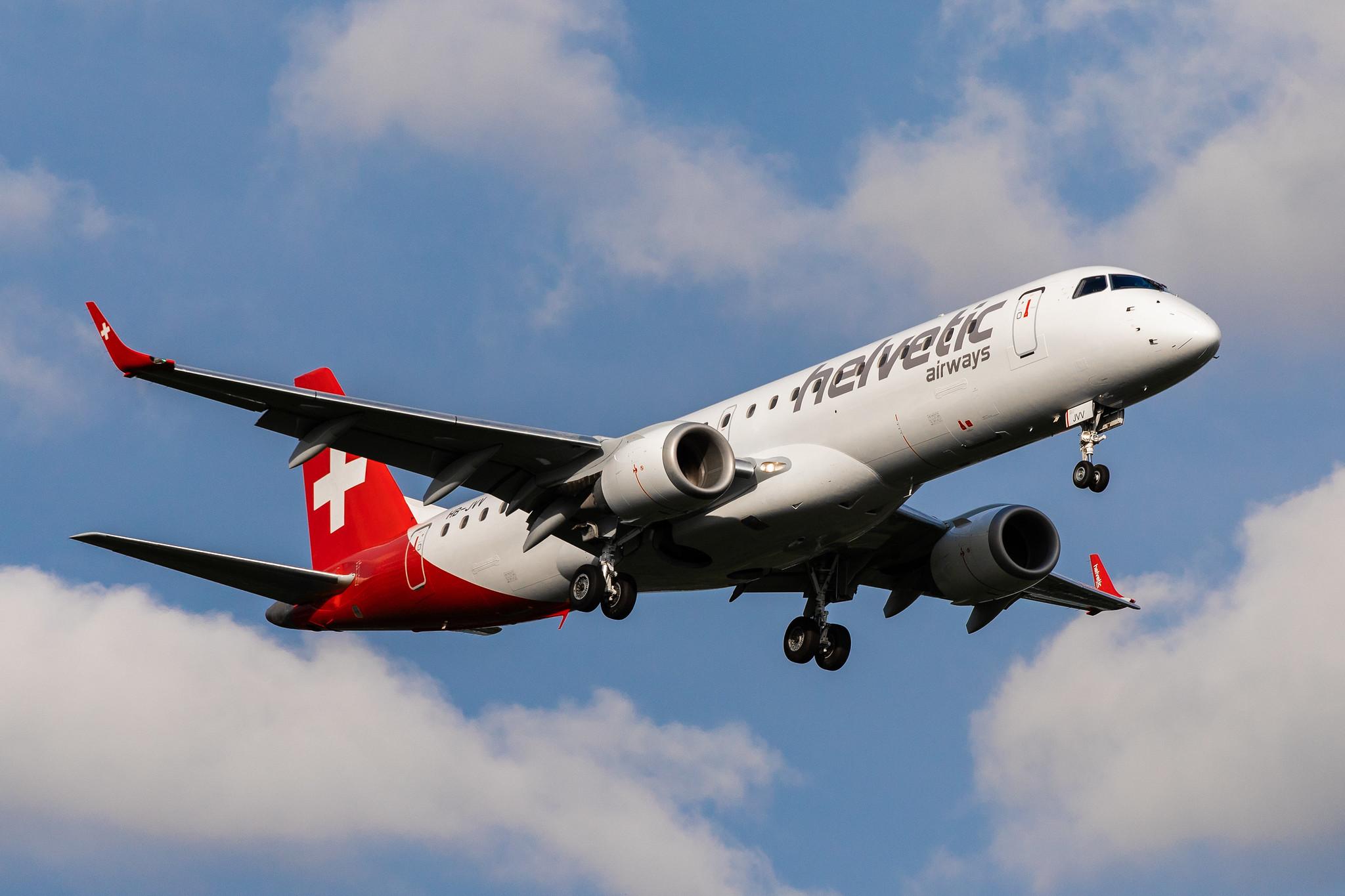 Hamburg Airport: Helvetic Airways (2L / OAW) |  Embraer E190LR E190 | HB-JVV | MSN 19000071