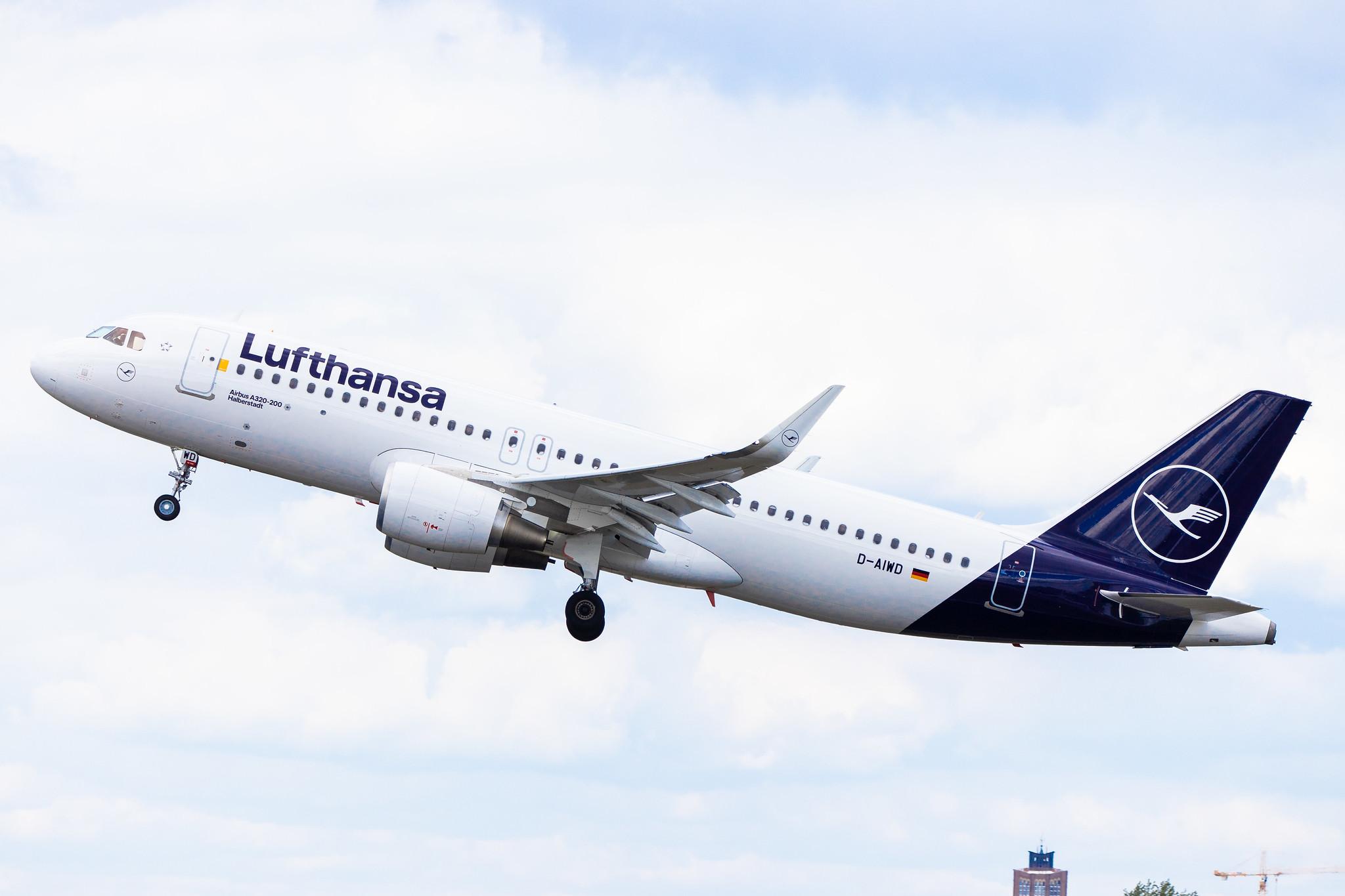 Flughafen Berlin Tegel (TXL): Lufthansa (LH / DLH) |  Airbus A320-214 A320 | D-AIWD | MSN 8672