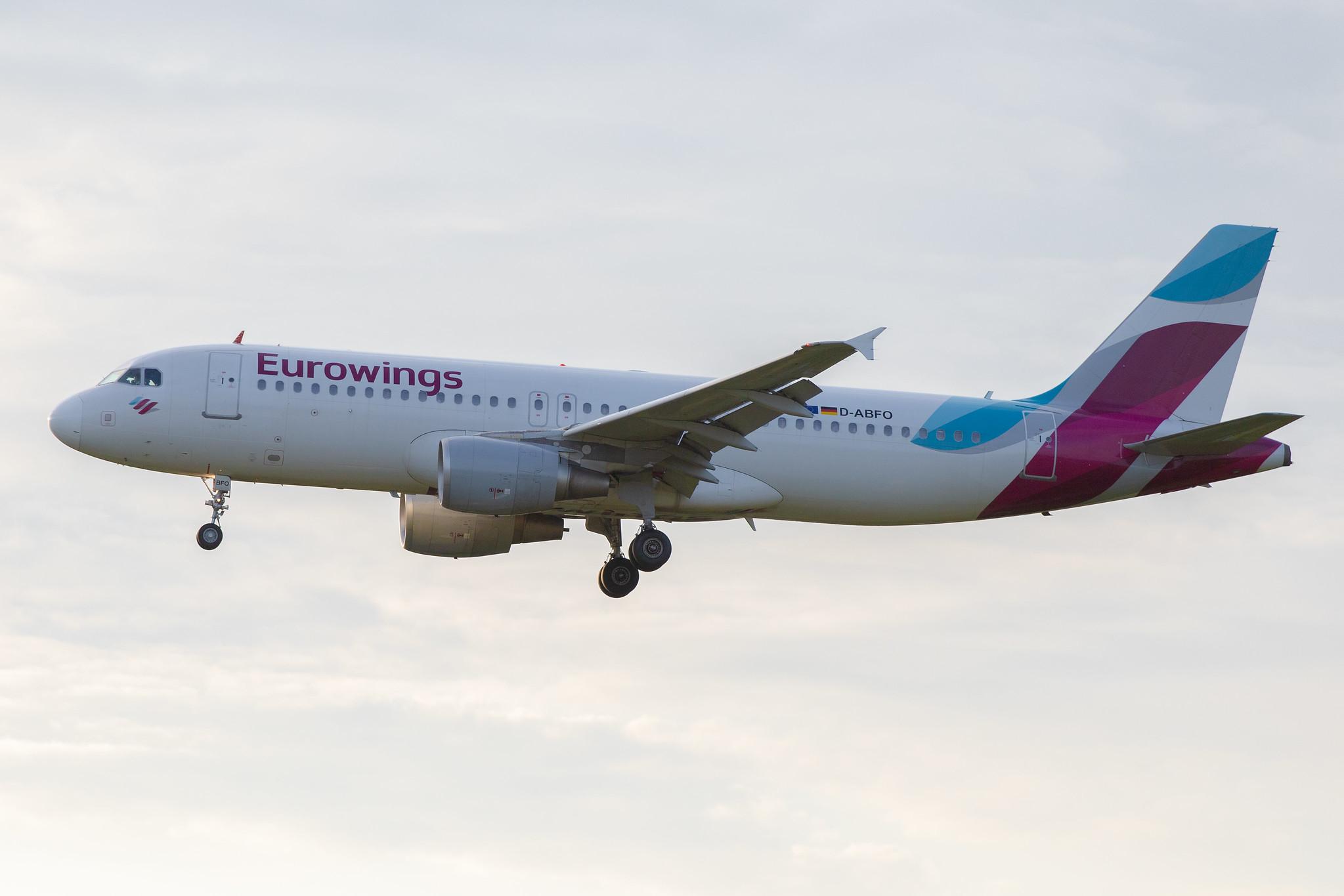 Hamburg Airport: Eurowings (EW / EWG) | Operator: Eurowings Europe |  Airbus A320-214 A320 | D-ABFO | MSN 4565