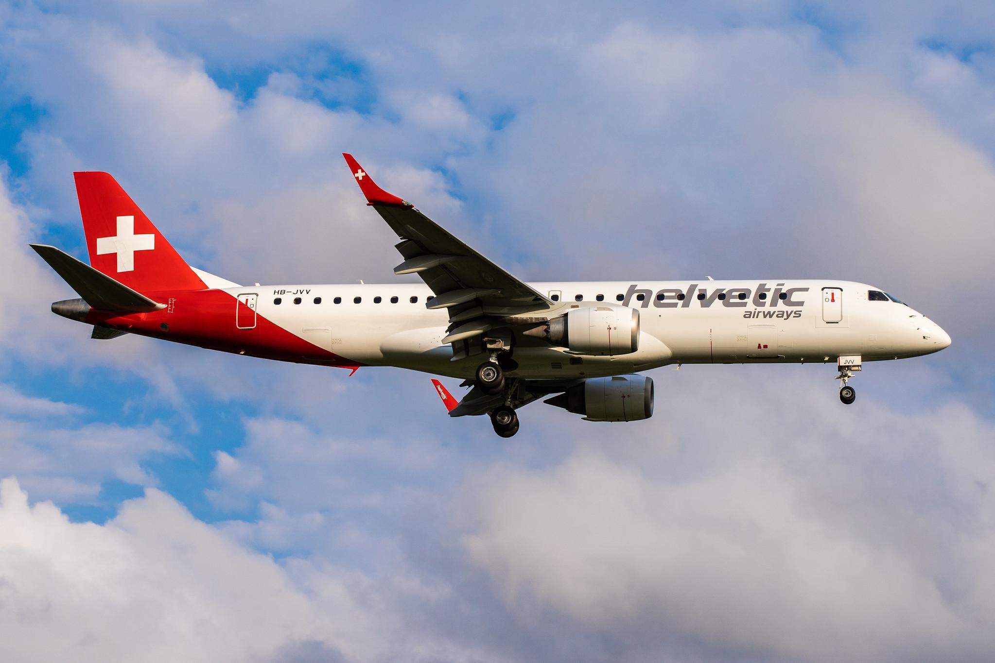 Hamburg Airport: Helvetic Airways (2L / OAW) |  Embraer E190LR E190 | HB-JVV | MSN 19000071