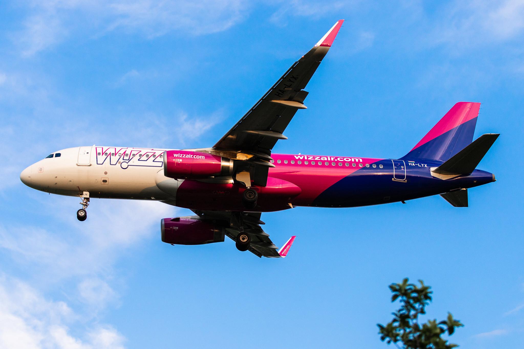 Hamburg Airport: Wizz Air (W6 / WZZ) |  Airbus A320-232 A320 | HA-LYX | MSN 8183