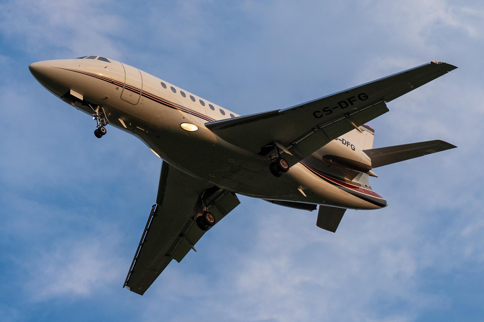 Hamburg Airport: NetJets Europe (/ NJE) | Operator: NetJets |  Dassault Falcon 2000EX F2TH | CS-DFG | MSN 044