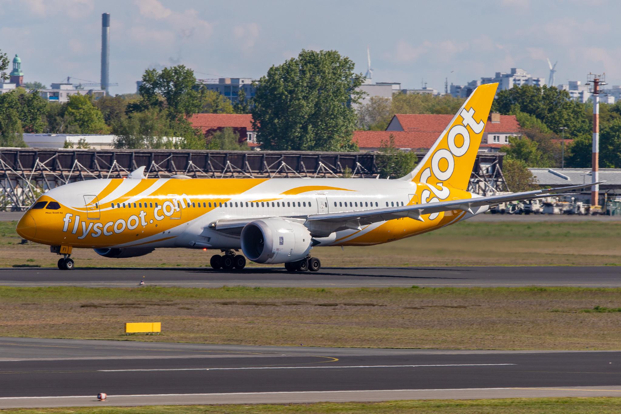 Flughafen Berlin Tegel (TXL): Scoot (TR / TGW) |  Boeing 787-8 Dreamliner B788 | 9V-OFI | MSN 37125