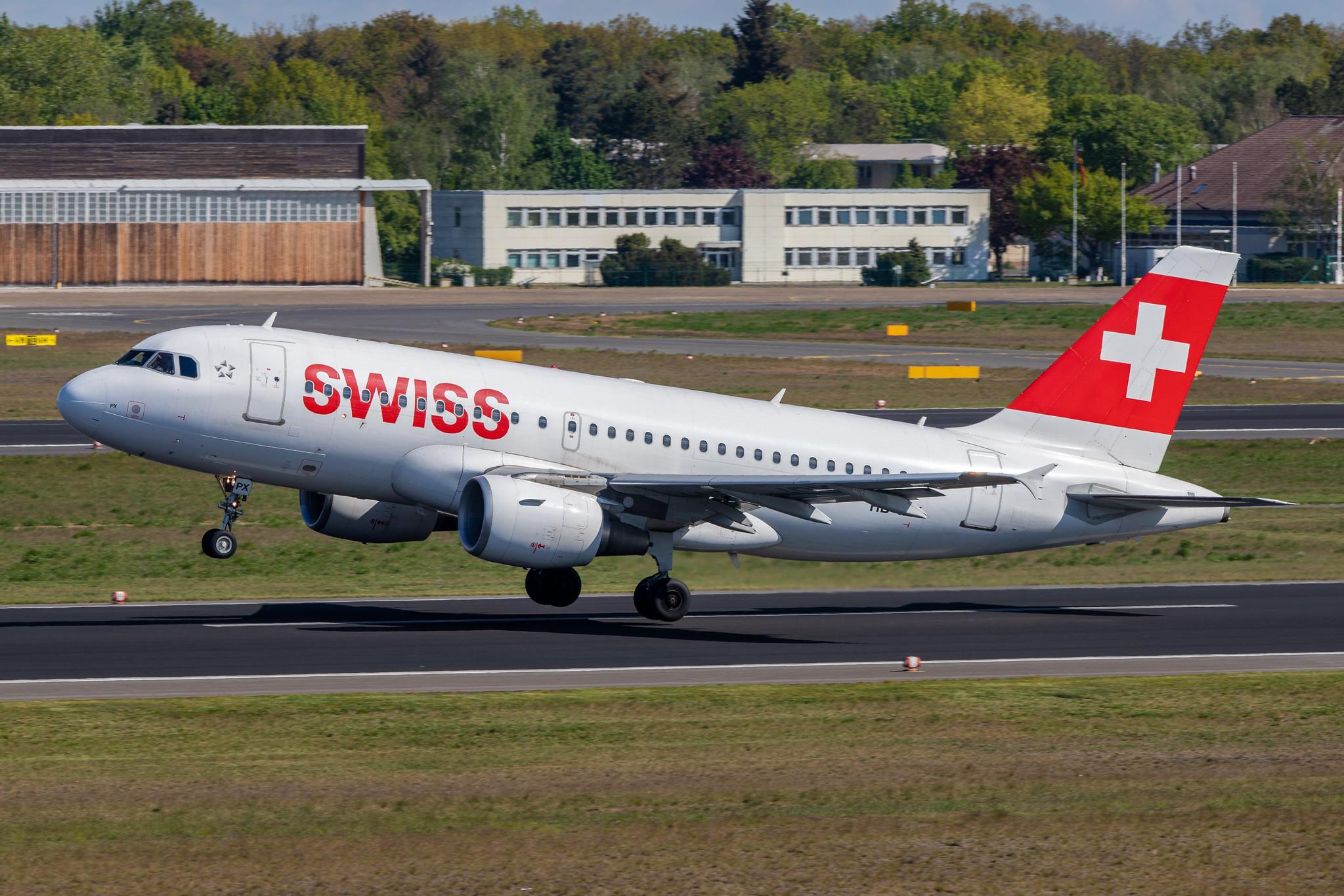 Flughafen Berlin Tegel (TXL): Swiss Airbus A319-112 A319 MSN 0612