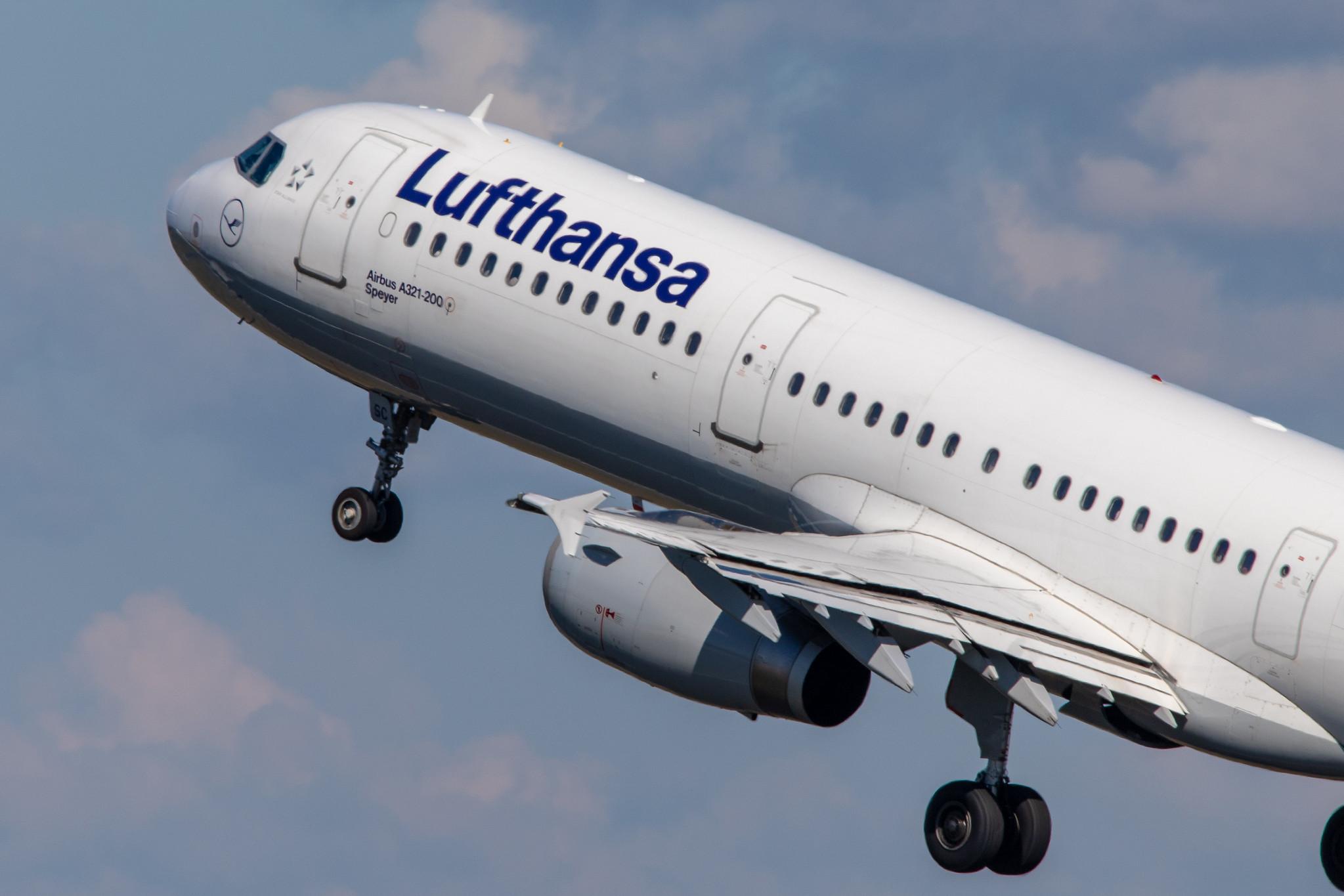 Flughafen Berlin Tegel (TXL): Lufthansa Airbus A321-231 A321 D-AISC MSN 1161