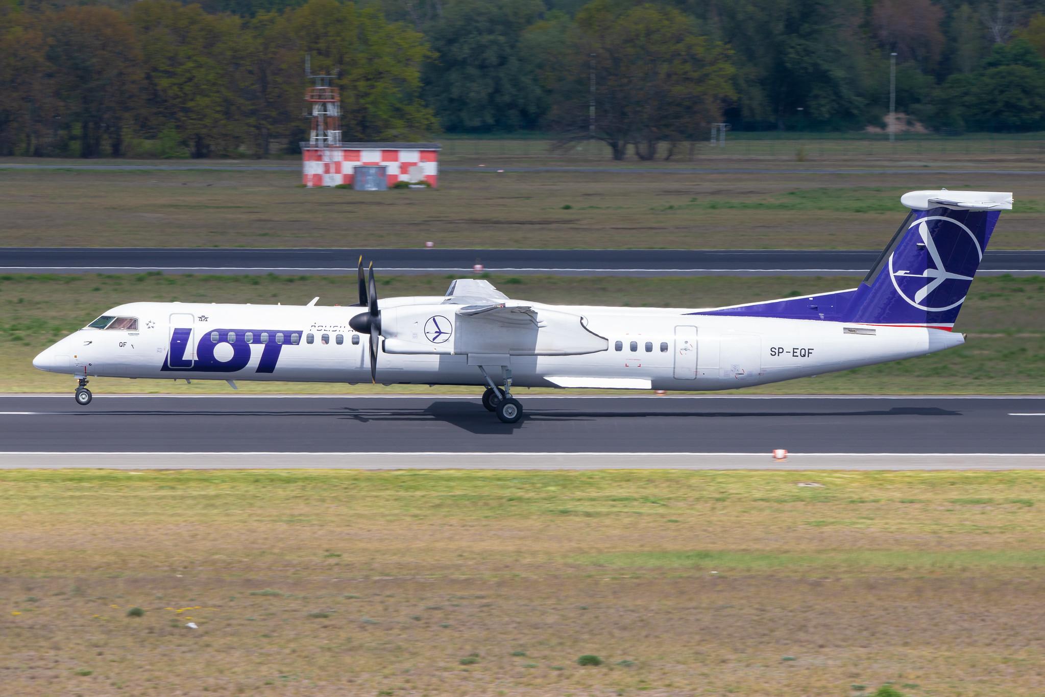 Flughafen Berlin Tegel (TXL): LOT De Havilland Canada Dash 8 Q400 DH8D SP-EQF MSN 4422