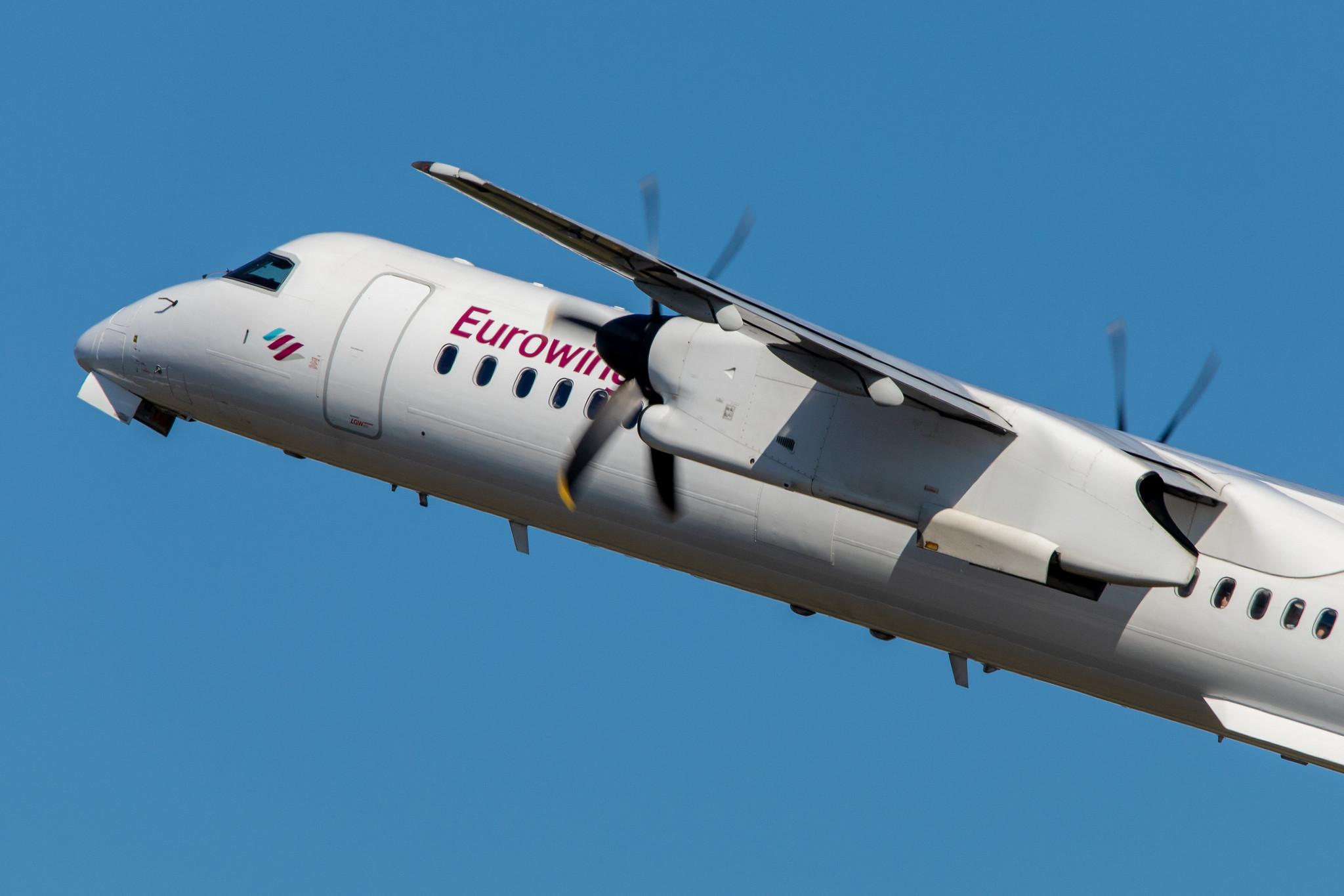 Flughafen Berlin Tegel (TXL): Eurowings De Havilland Canada Dash 8 Q400 DH8D operated by Luftfahrtgesellschaft Walter D-ABQD MSN 4234