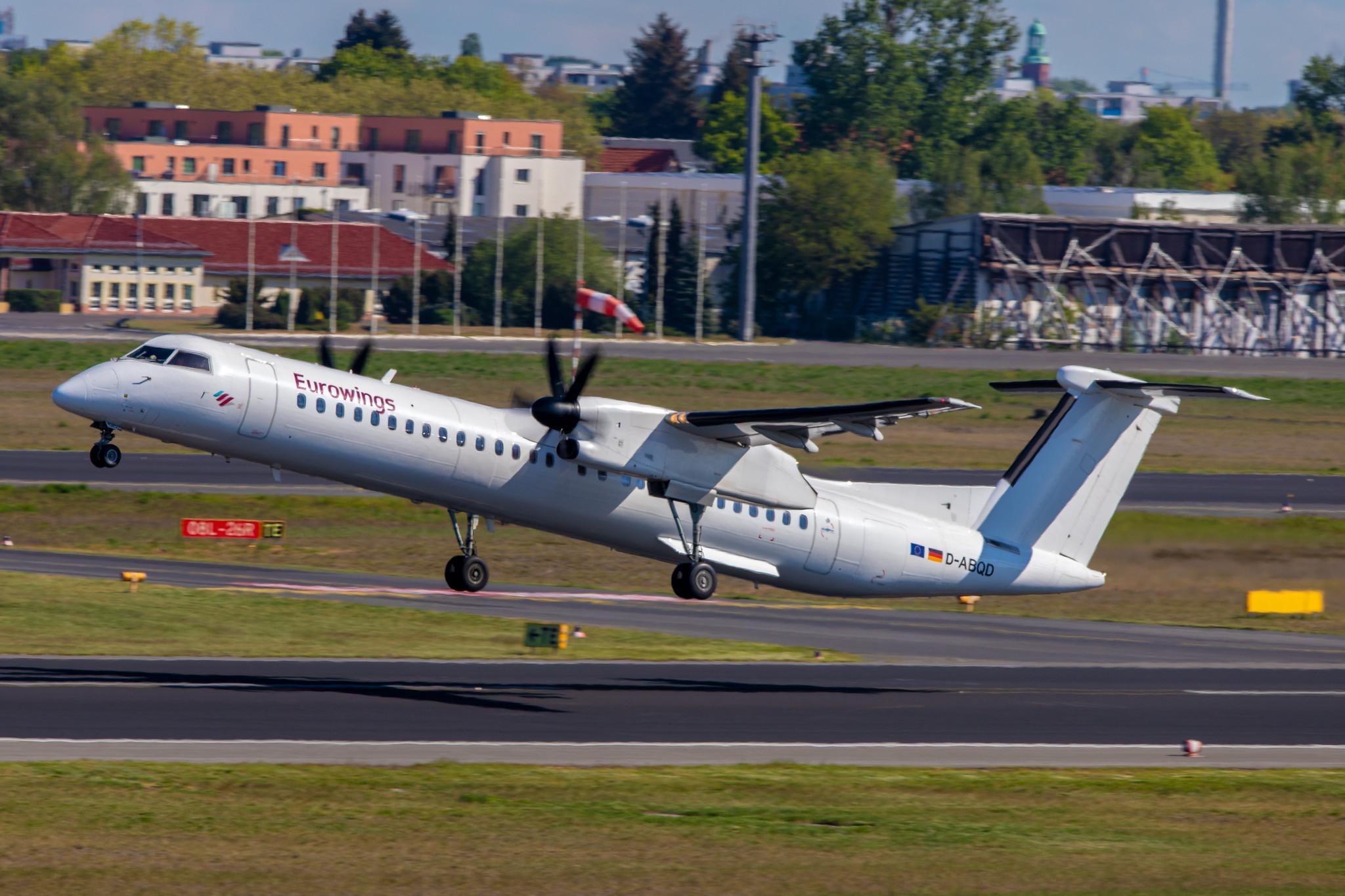 Flughafen Berlin Tegel (TXL): Eurowings De Havilland Canada Dash 8 Q400 DH8D operated by Luftfahrtgesellschaft Walter D-ABQD MSN 4234