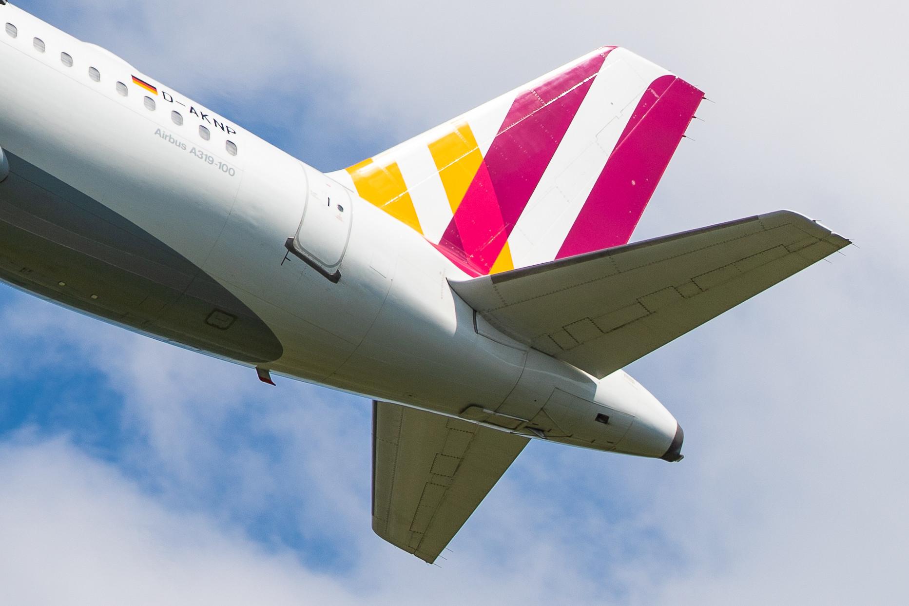 Hamburg Airport: Eurowings (EW / EWG) | Operator: Germanwings | Airbus A319-112 A319 | D-AKNP | MSN 1051
