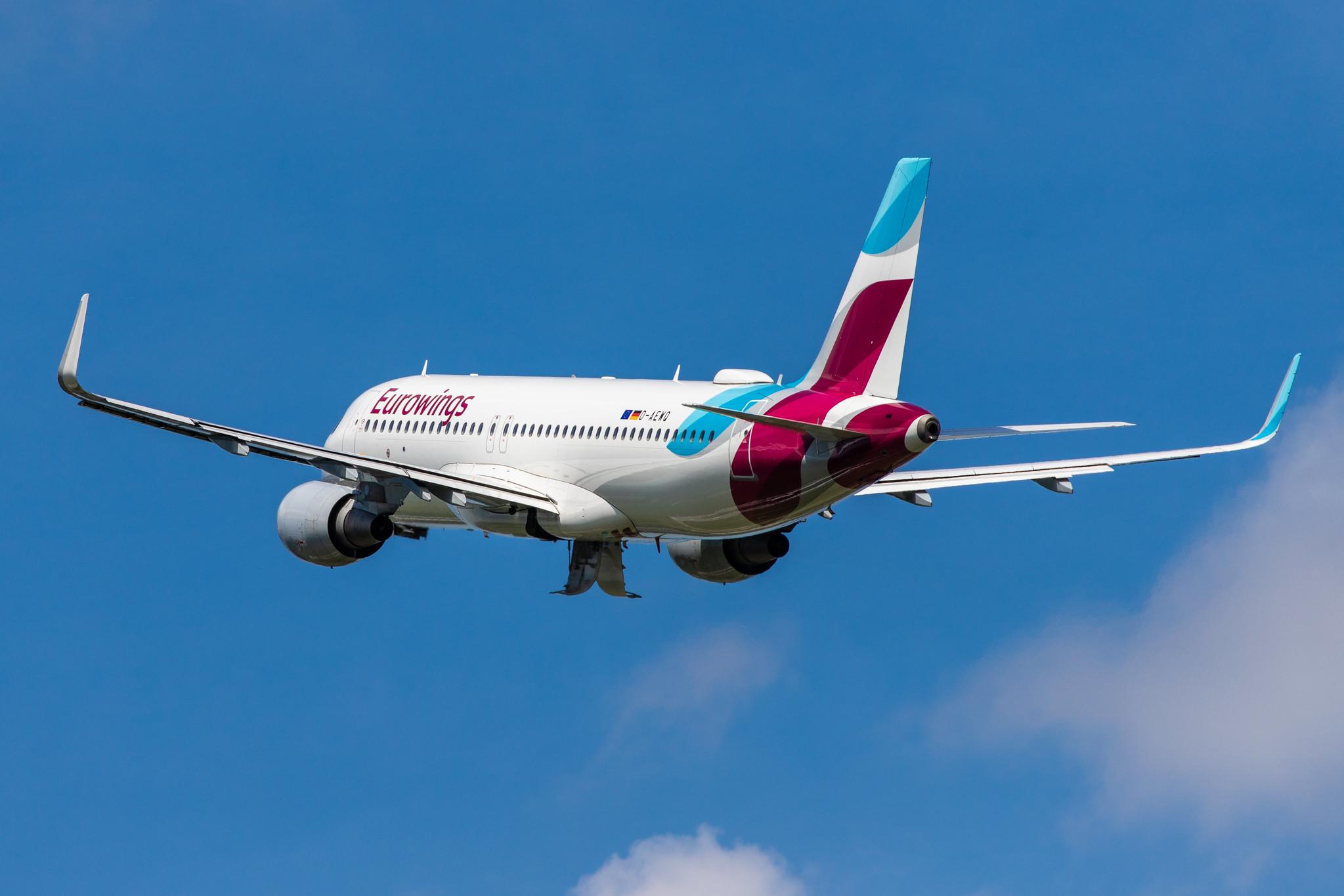 Hamburg Airport: Eurowings (EW / EWG) |  Airbus A320-214 A320 | D-AEWQ | MSN 7398