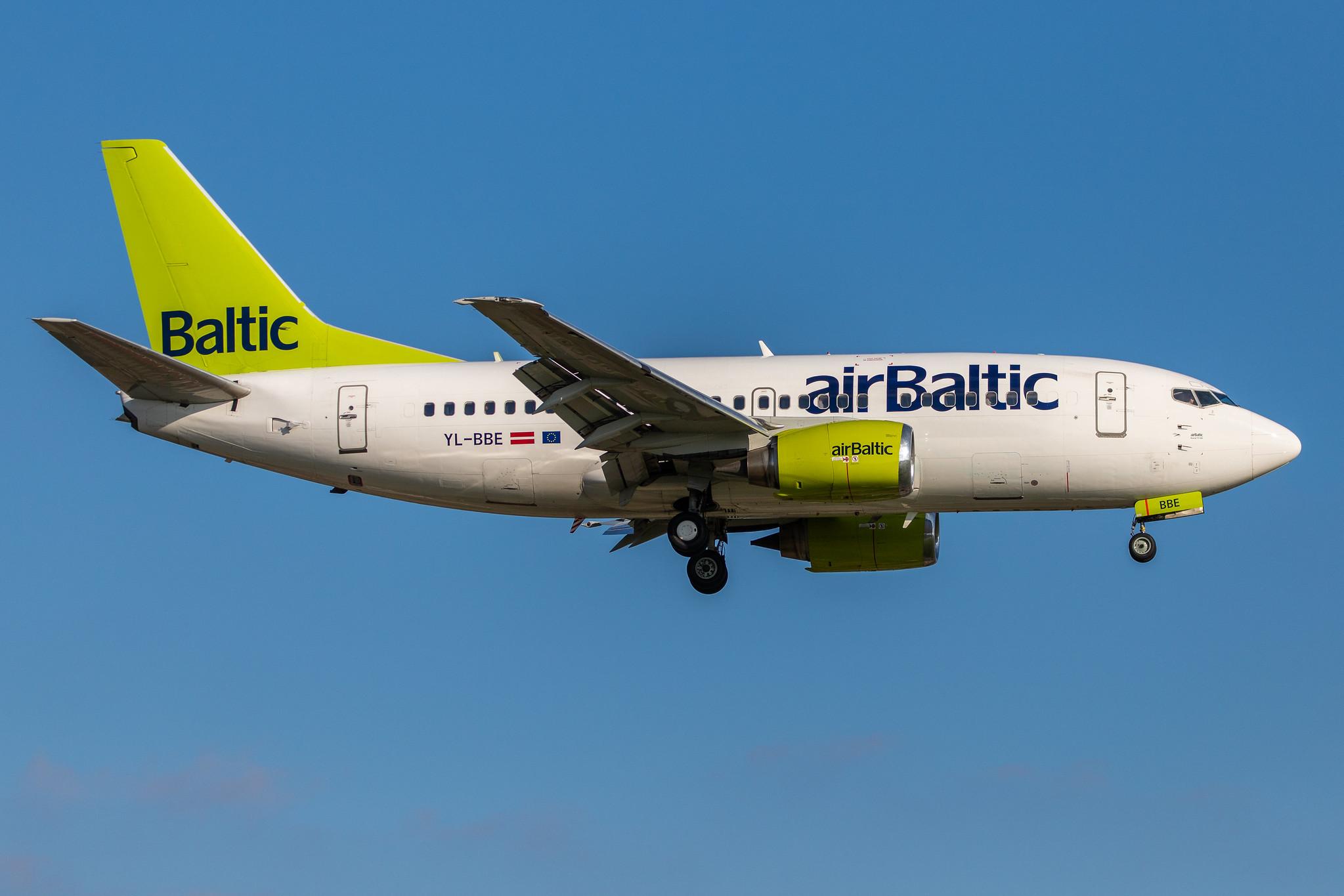 Hamburg Airport (HAM/EDDH): Air Baltic (BT / BTI) |  Boeing 737-53S B735 | YL-BBE | MSN 29073