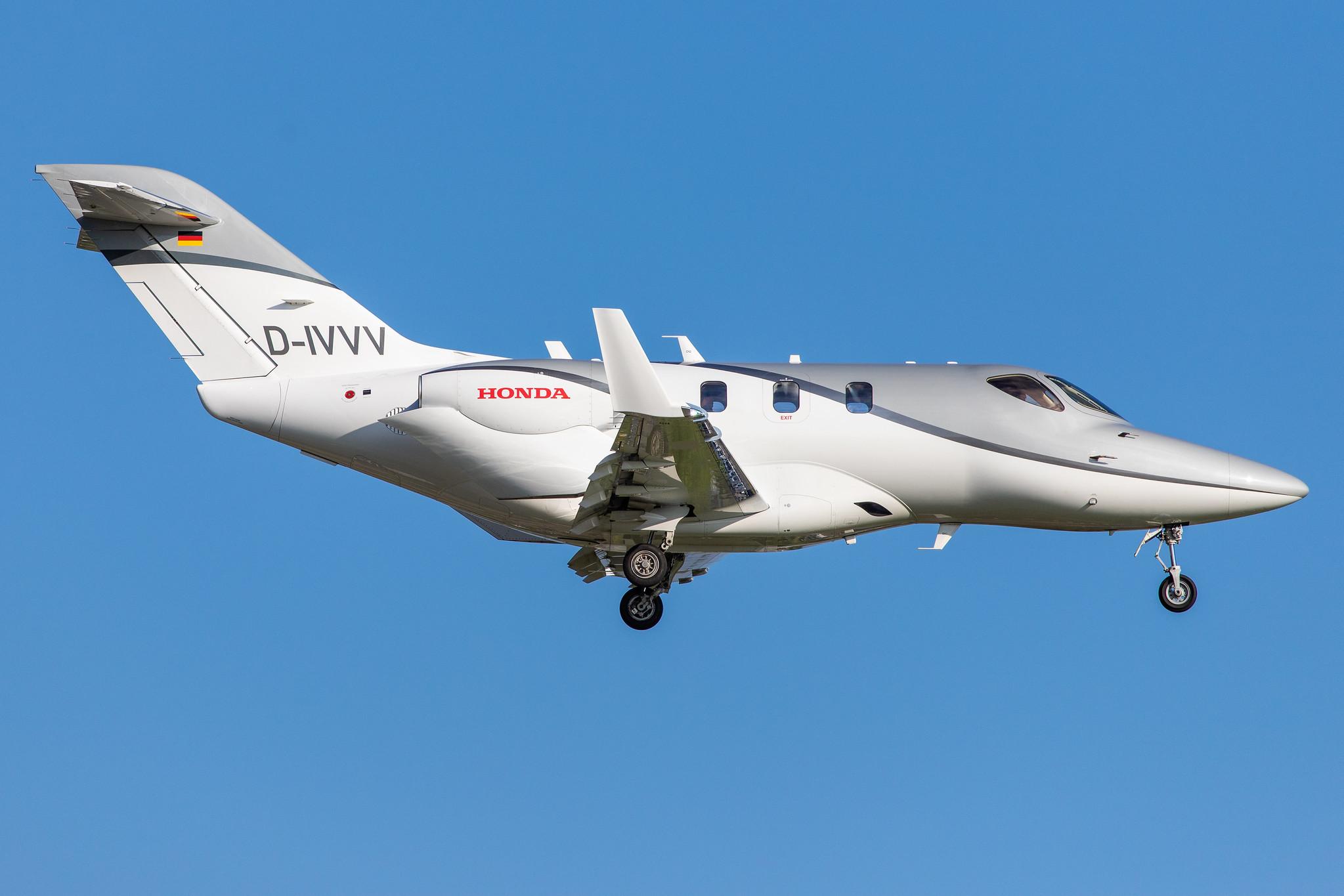 Hamburg Airport: Private owner |  Honda HA-420 HondaJet HDJT | D-IVVV | MSN 42000060