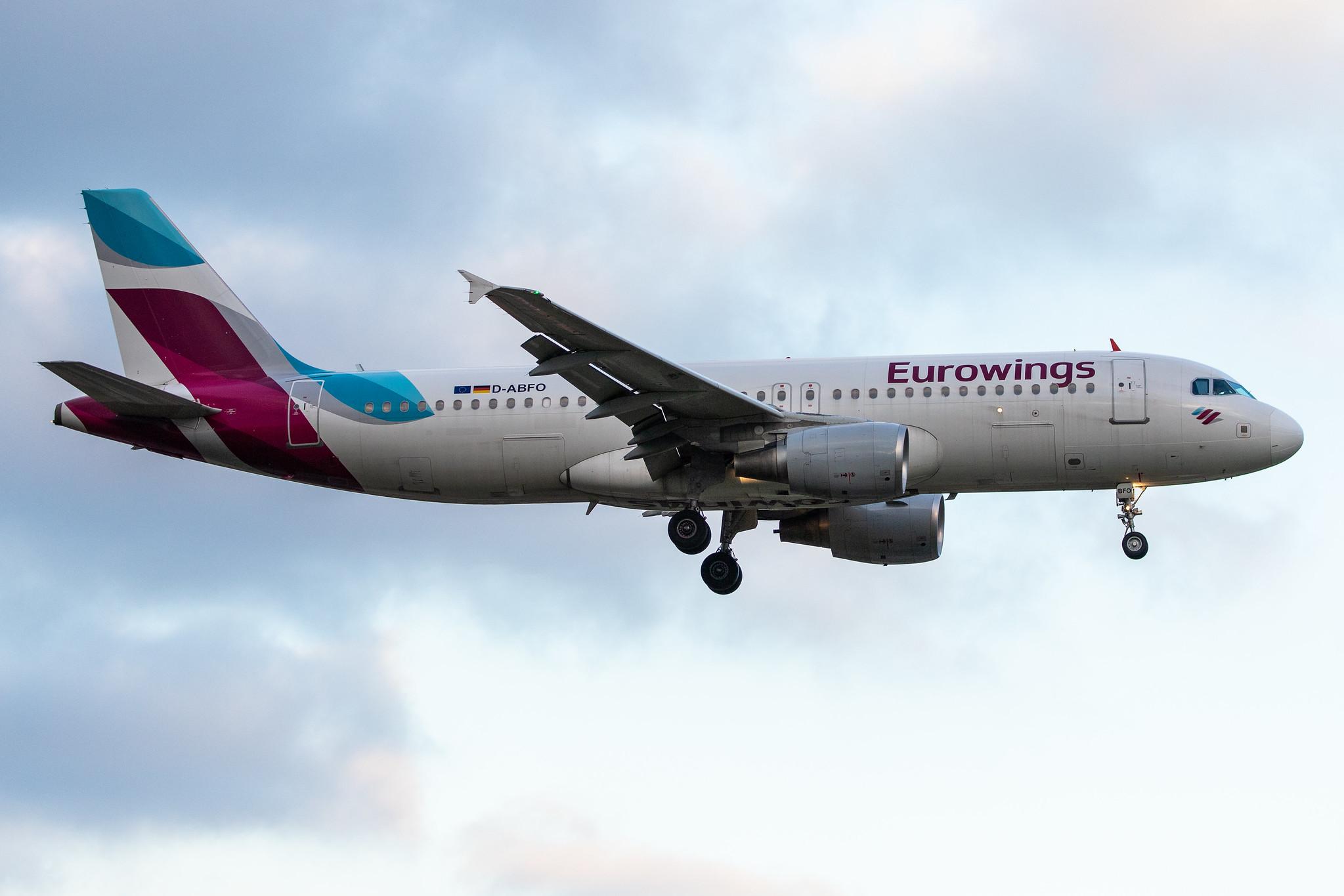 Hamburg Airport: Eurowings (EW / EWG) | Operator: Eurowings Europe |  Airbus A320-214 A320 | D-ABFO | MSN 4565