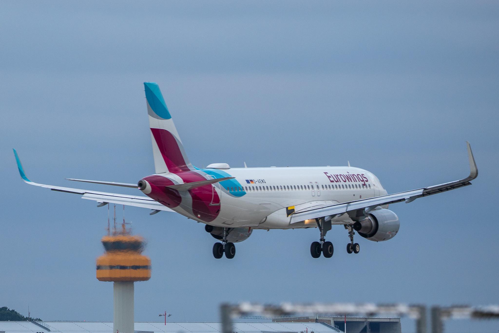 Hamburg Airport (HAM/EDDH): Eurowings (EW / EWG) |  Airbus A320-214 A320 | D-AEWQ | MSN 7398