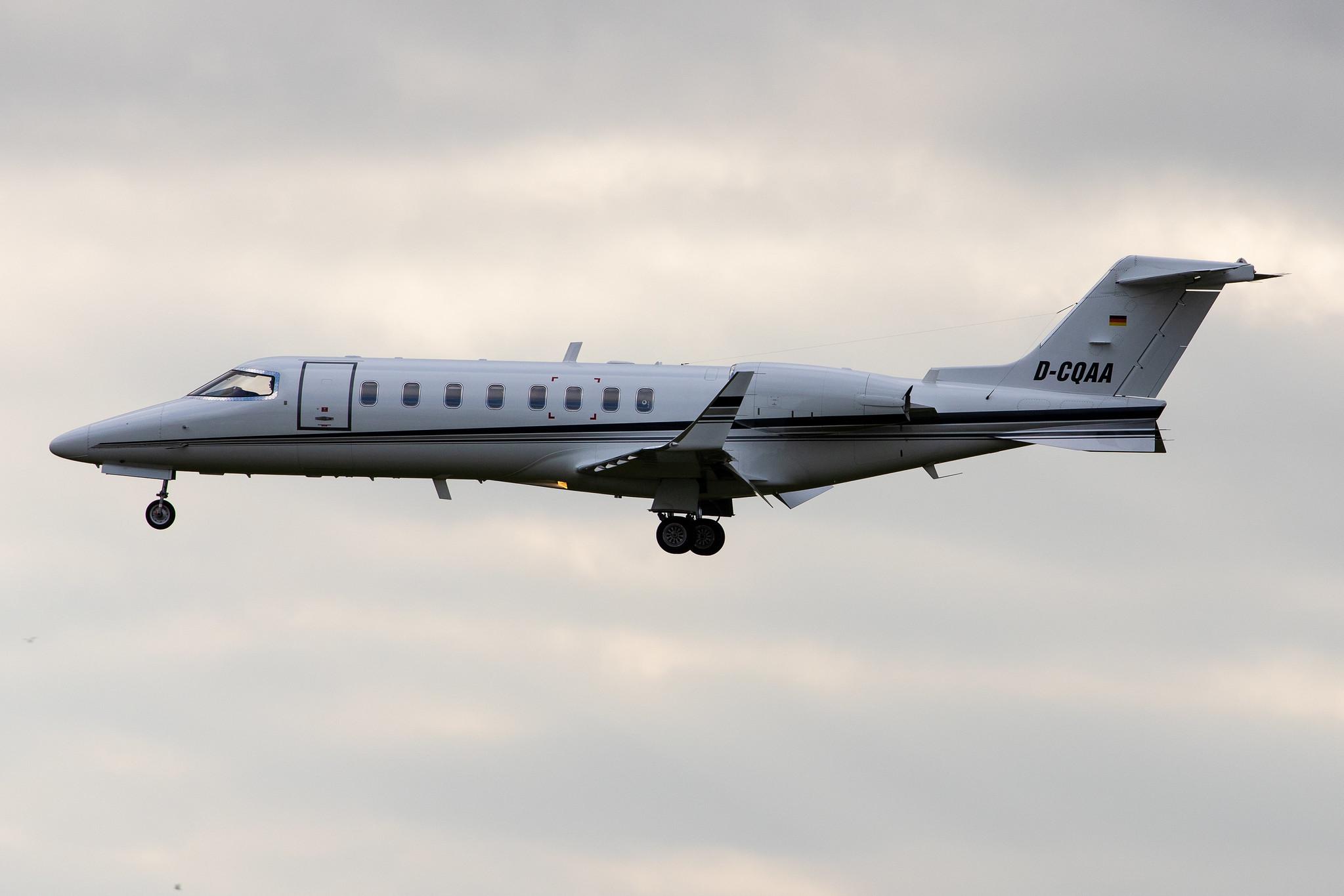 Hamburg Airport: Quick Air Jet Charter |  Learjet 45 LJ45 | D-CQAA | MSN 45-122