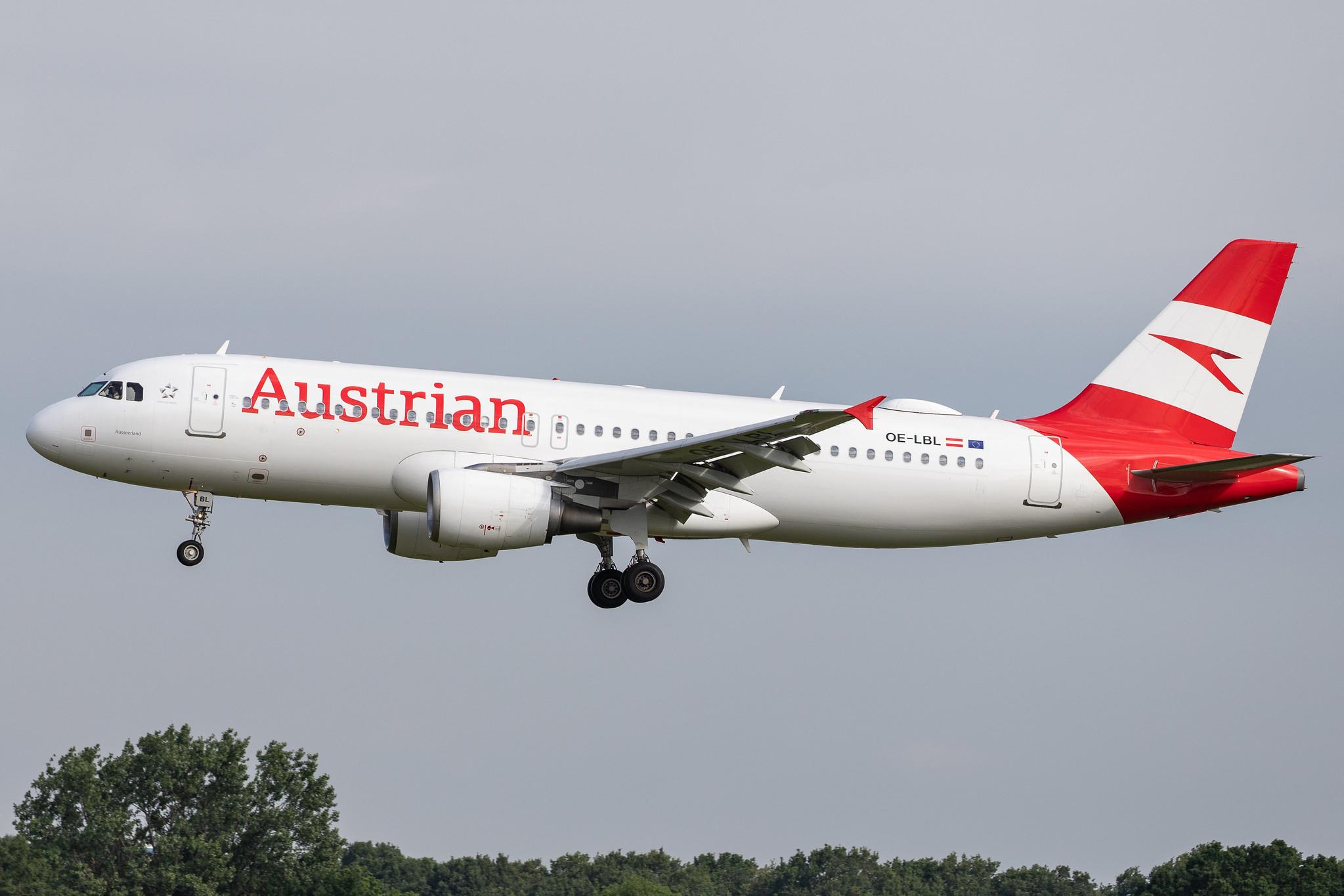 Hamburg Airport: Austrian Airlines (OS / AUA) |  Airbus A320-214 A320 | OE-LBL | MSN 2009