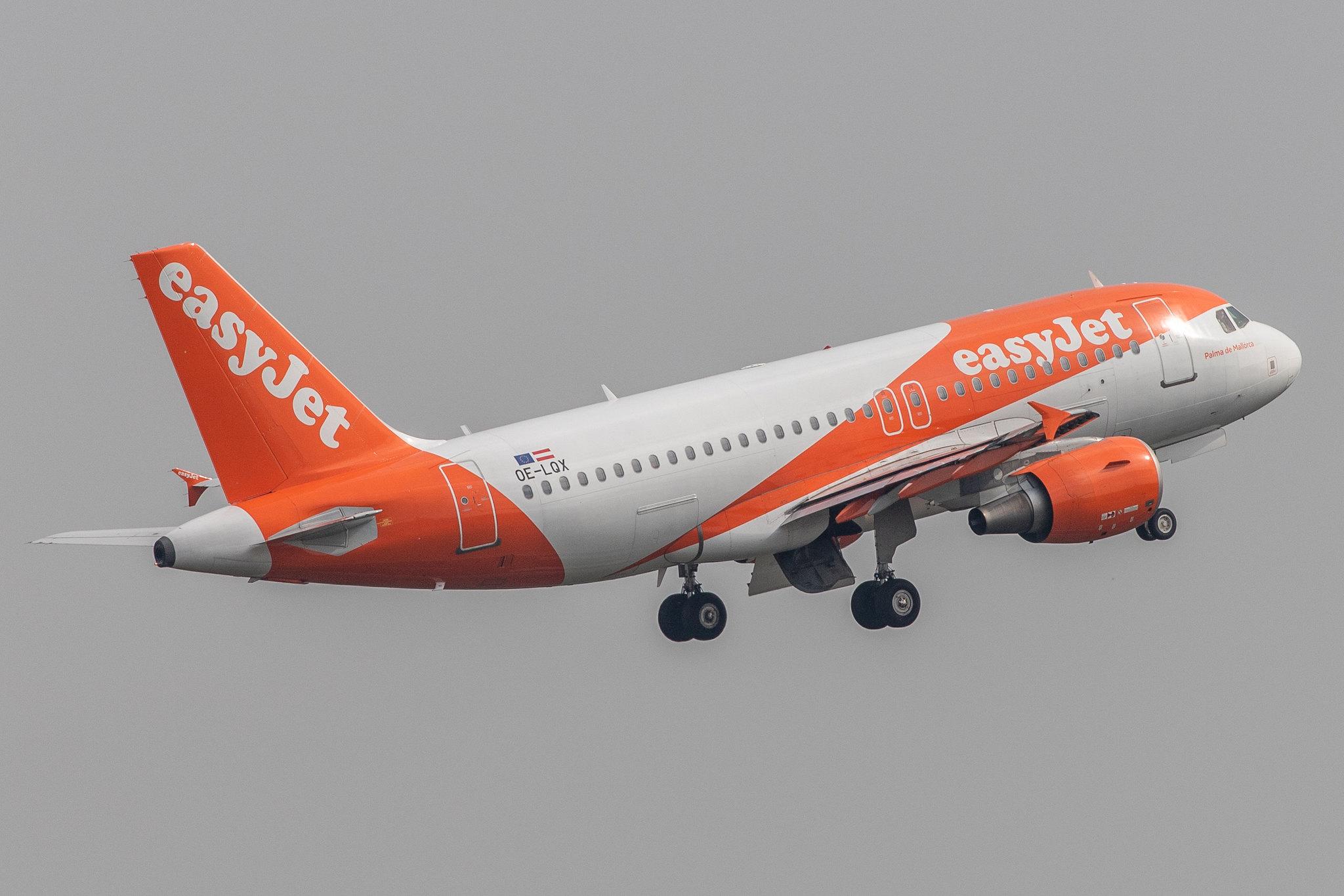 Flughafen Berlin Tegel (TXL): easyJet Airbus A319-111 A319 OE-LQX MSN 3634