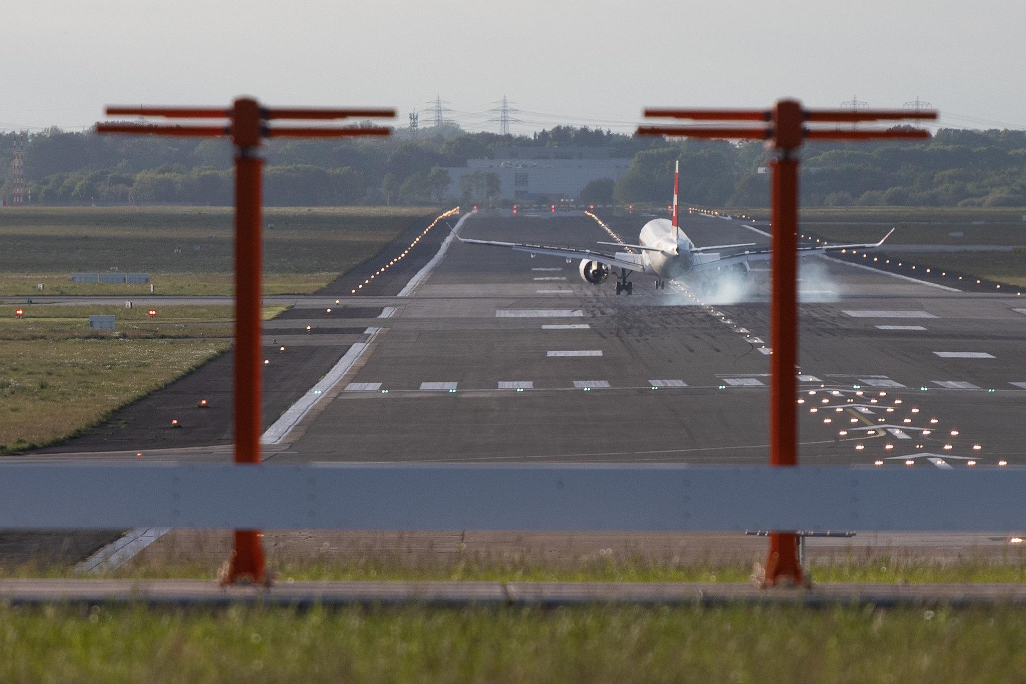 Hamburg Airport: Swiss (LX / SWR) |  Airbus A220-300 BCS3 | HB-JCJ | MSN 55025