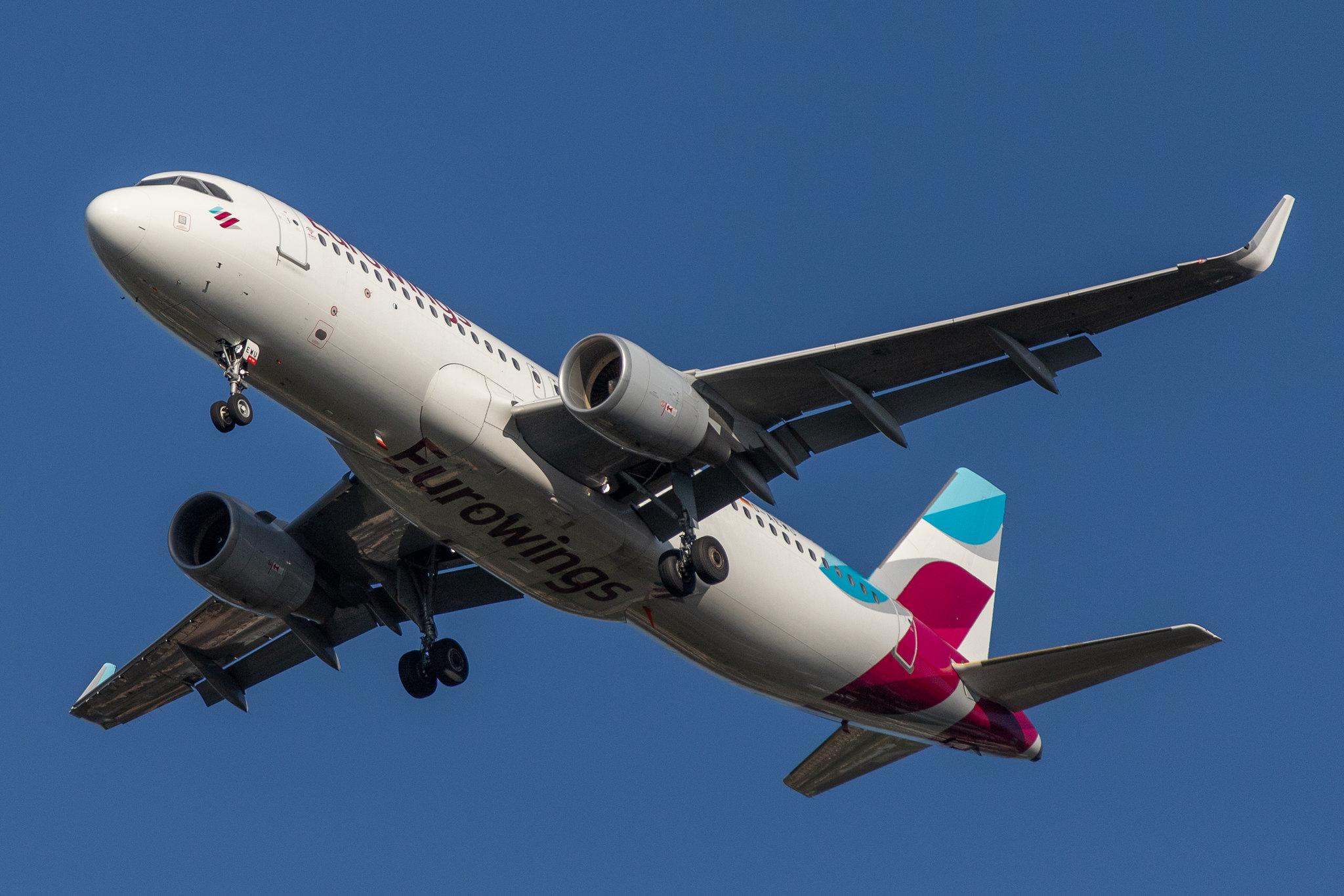 Hamburg Airport: Eurowings (EW / EWG) |  Airbus A320-214 A320 | D-AEWU | MSN 7513