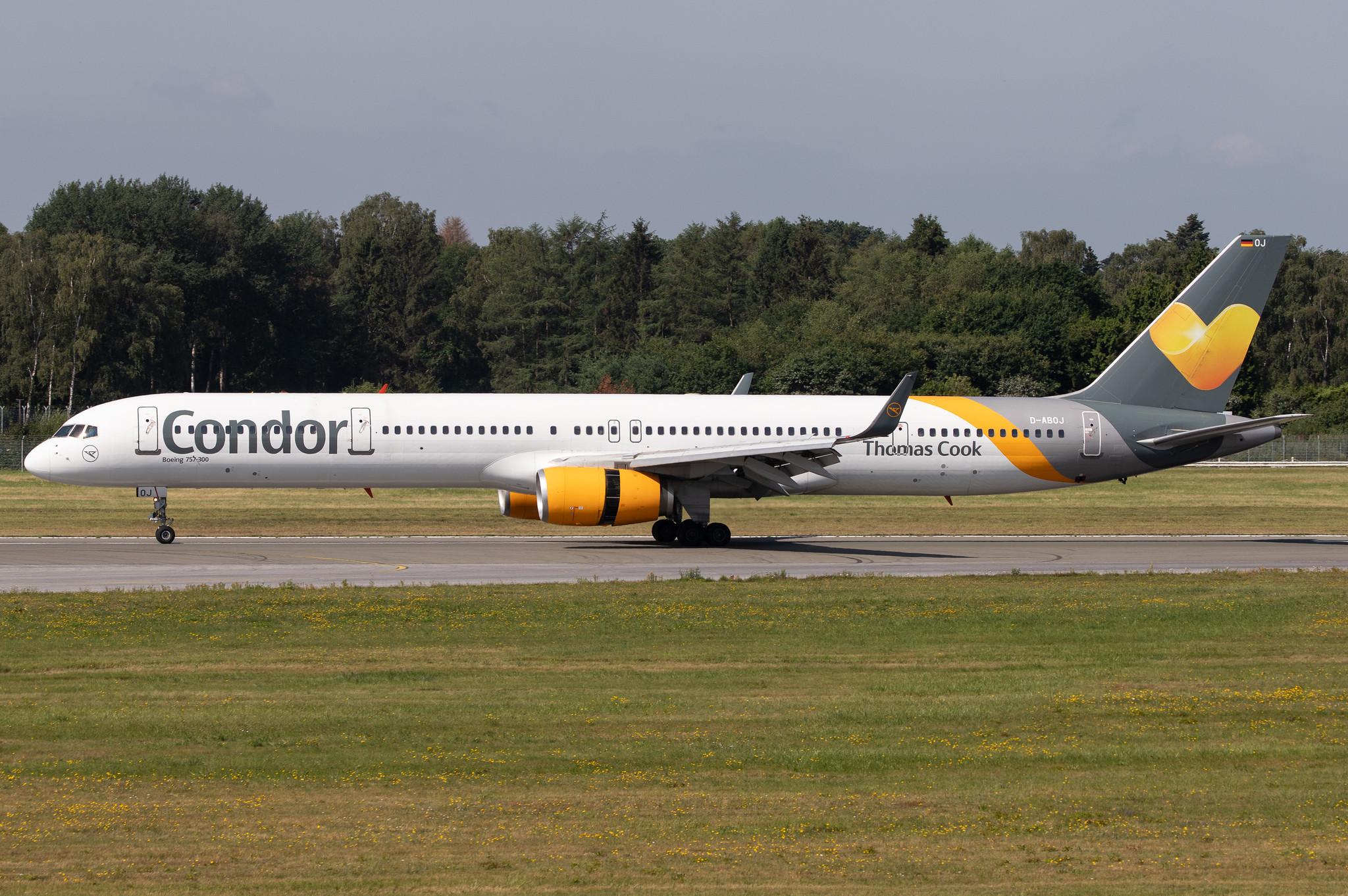 Hamburg Airport: Condor (DE / CFG) |  Boeing 757-330 B753 | D-ABOJ | MSN 29019