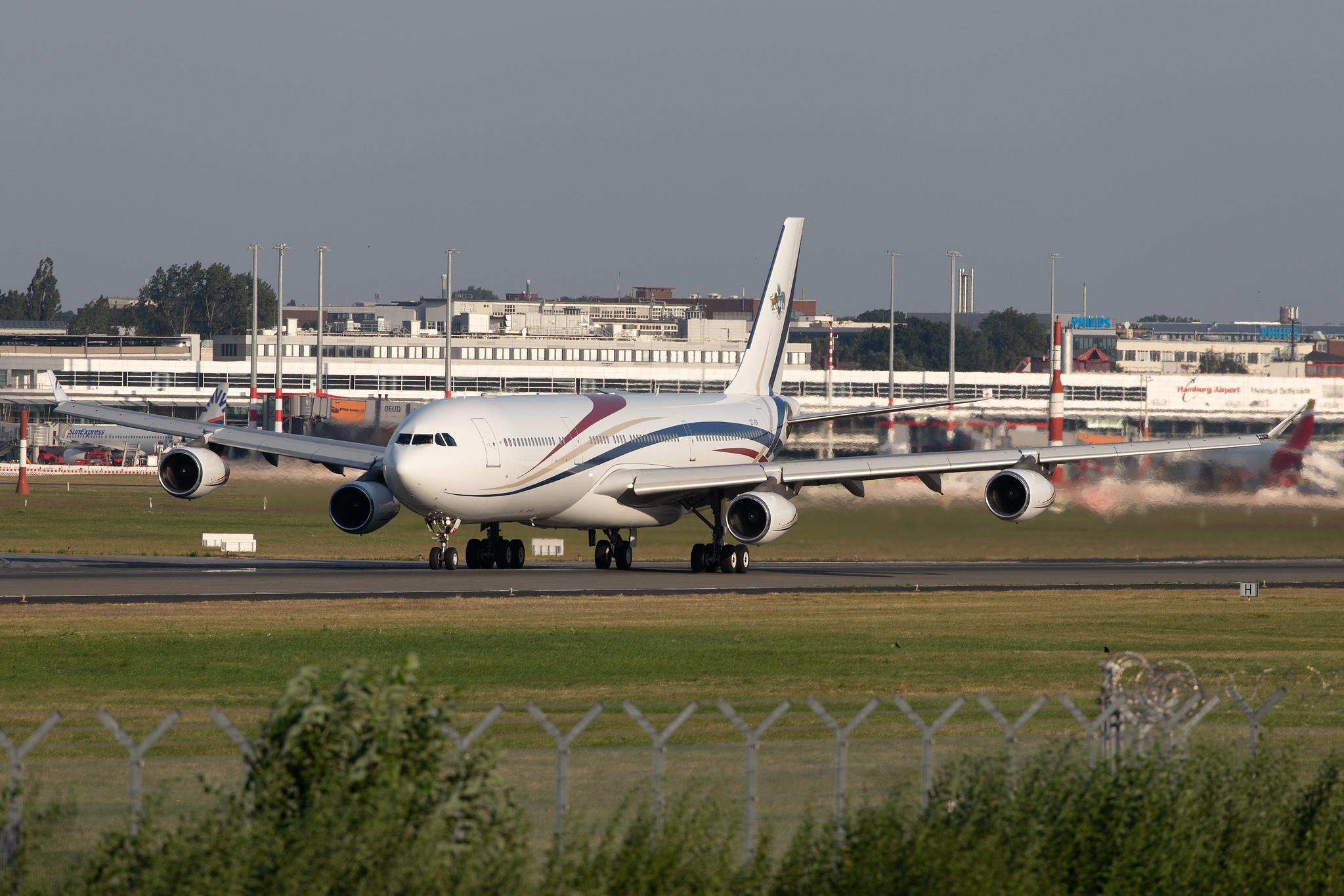 Hamburg Airport: Kingdom of Swaziland | Airbus A340-313 A343 | 3DC-SDF | MSN 406