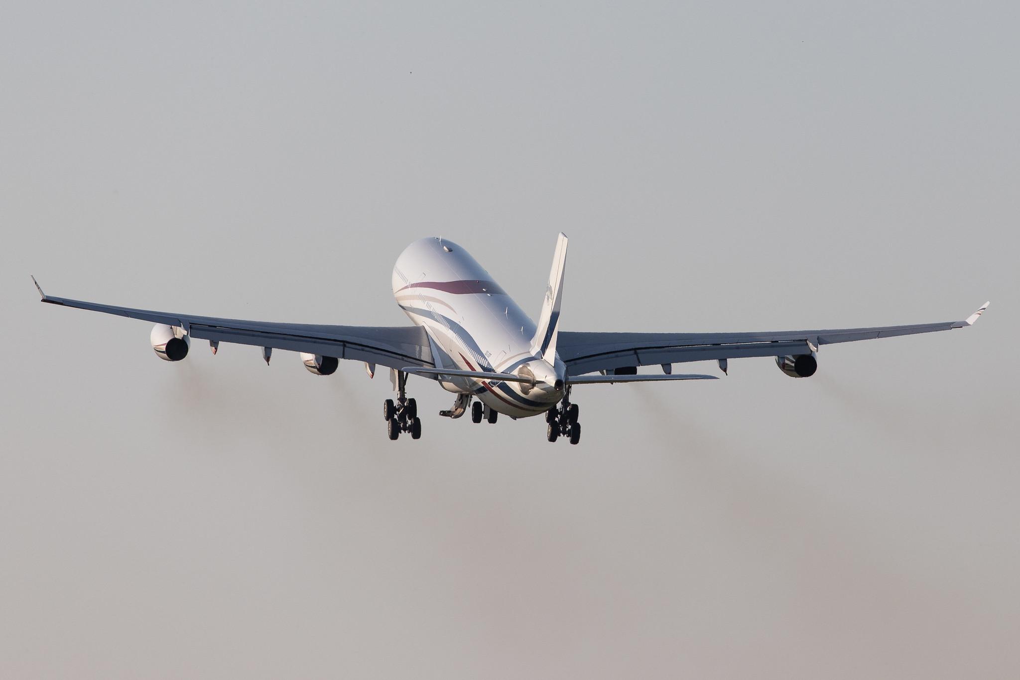 Hamburg Airport: Kingdom of Swaziland | Airbus A340-313 A343 | 3DC-SDF | MSN 406