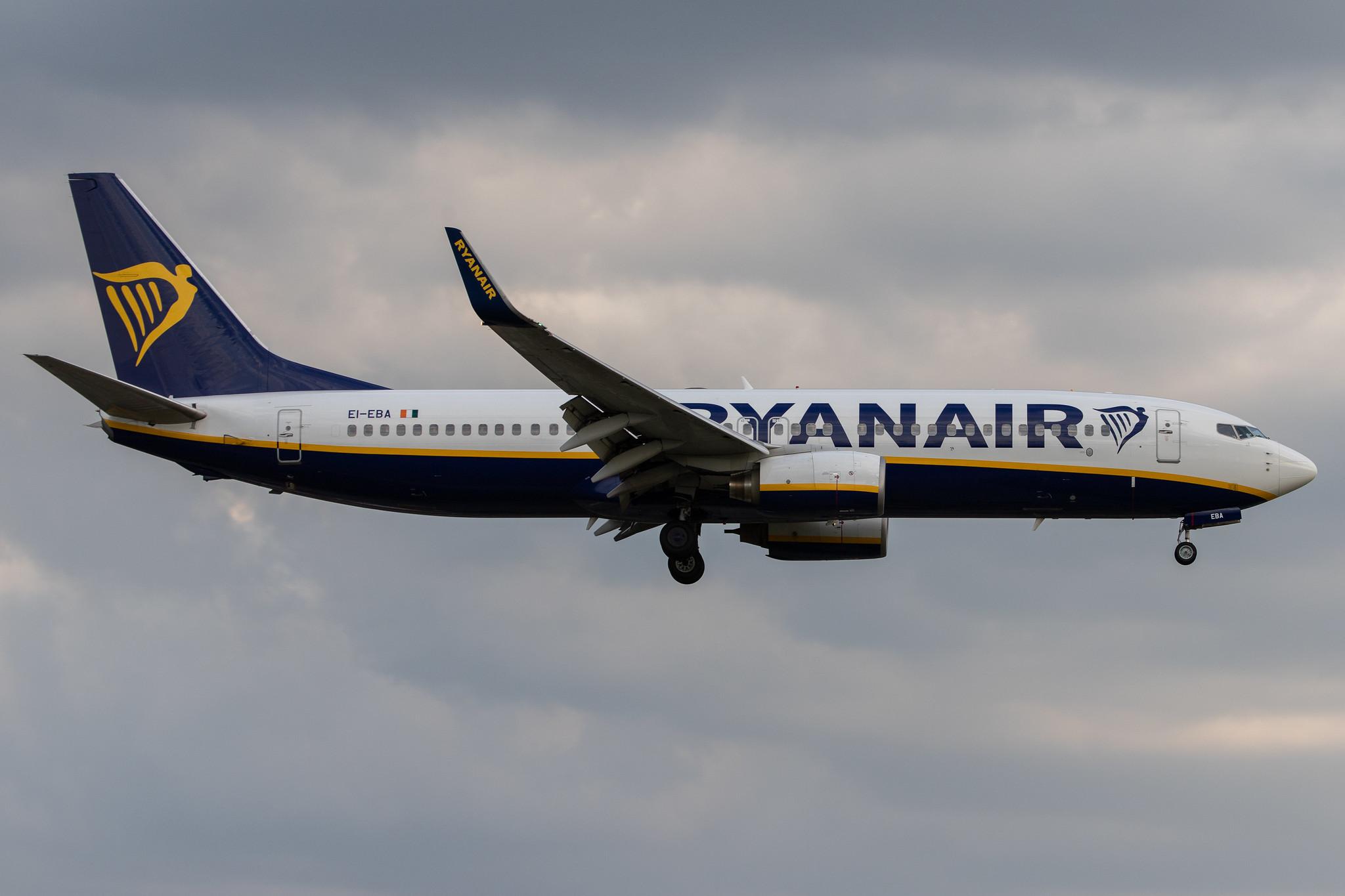 Hamburg Airport: Ryanair (FR / RYR) | Boeing 737-8AS B738 | EI-EBA | MSN 37516
