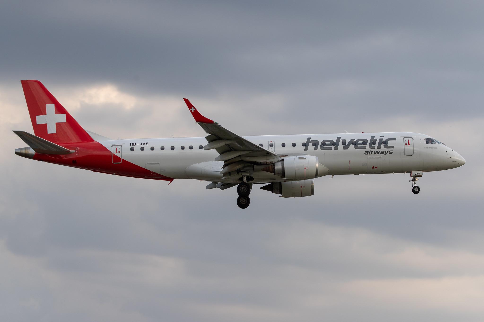 Hamburg Airport: Helvetic Airways (2L / OAW) | Embraer ERJ-190AR E190 | HB-JVS | MSN 19000265