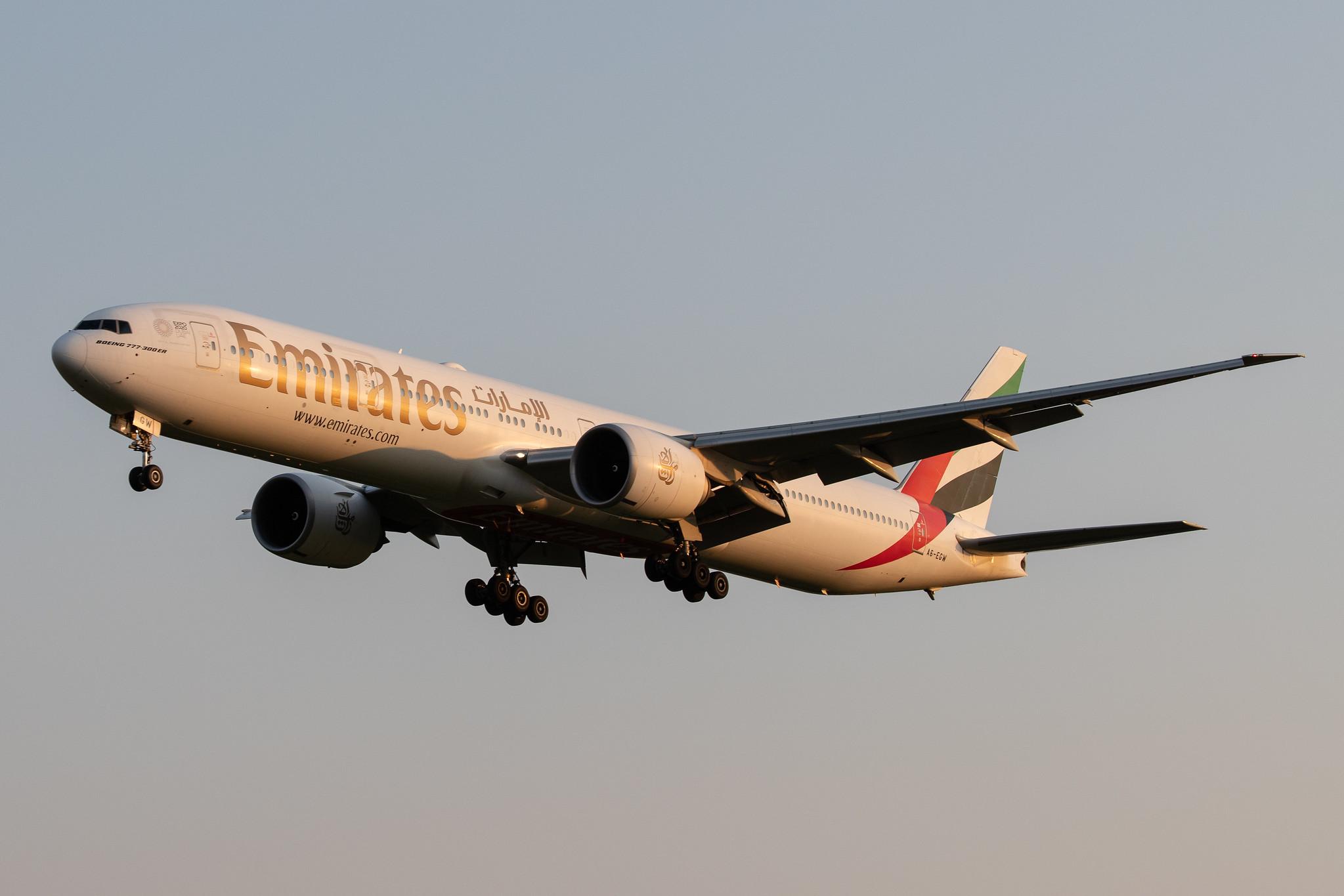 Hamburg Airport: Emirates (EK / UAE) |  Boeing 777-31H(ER) B77W | A6-EGW | MSN 35601