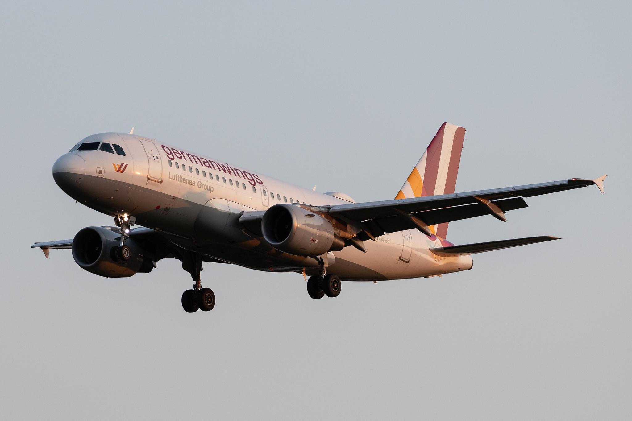 Hamburg Airport: Eurowings (EW / EWG) | Operator: Germanwings |  Airbus A319-112 A319 | D-AKNU | MSN 2628