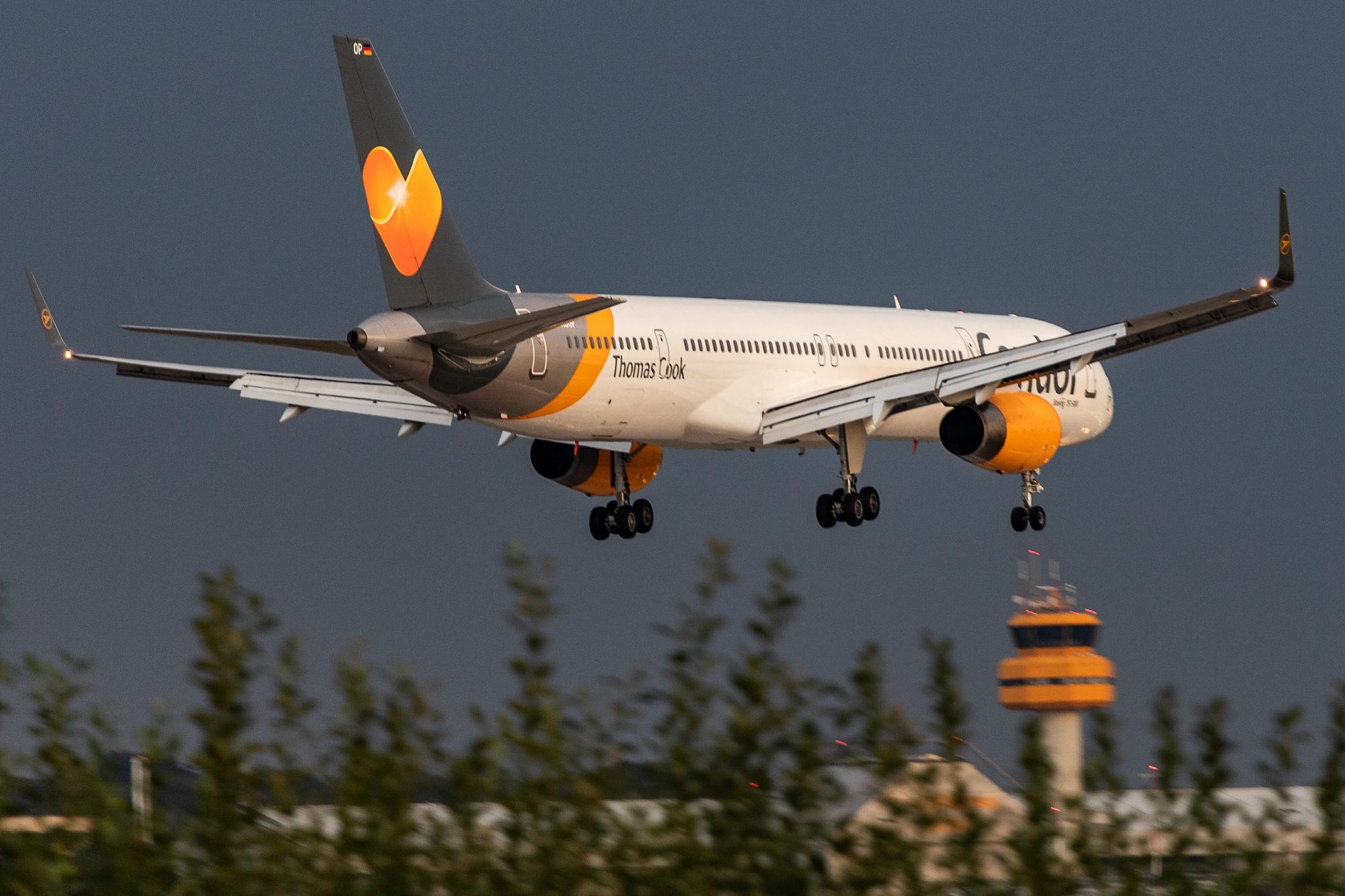 Hamburg Airport: Condor (DE / CFG) |  Boeing 757-3CQ B753 | D-ABOP | MSN 32241
