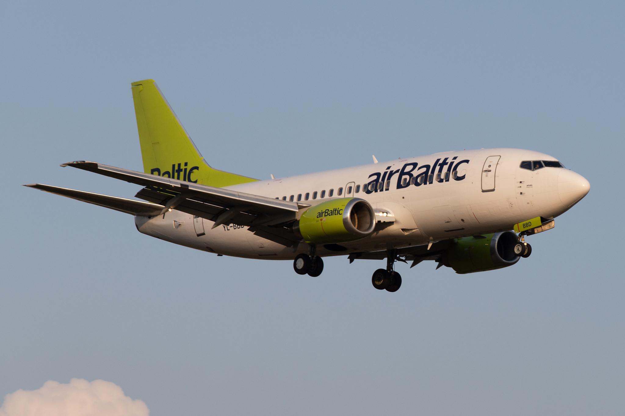 Hamburg Airport: Air Baltic (BT / BTI) |  Boeing 737-53S B735 | YL-BBD | MSN 29075