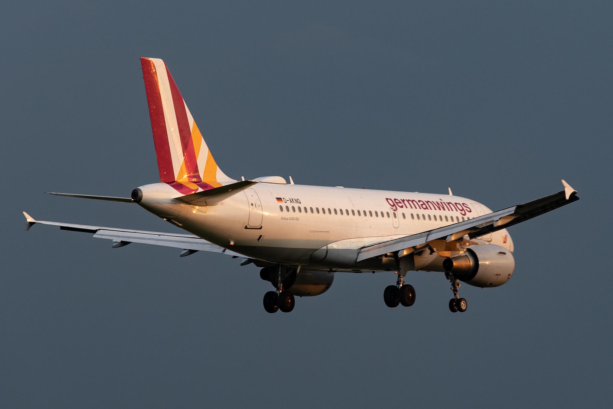 Hamburg Airport: Eurowings (EW / EWG) | Operator: Germanwings |  Airbus A319-112 A319 | D-AKNQ | MSN 1170