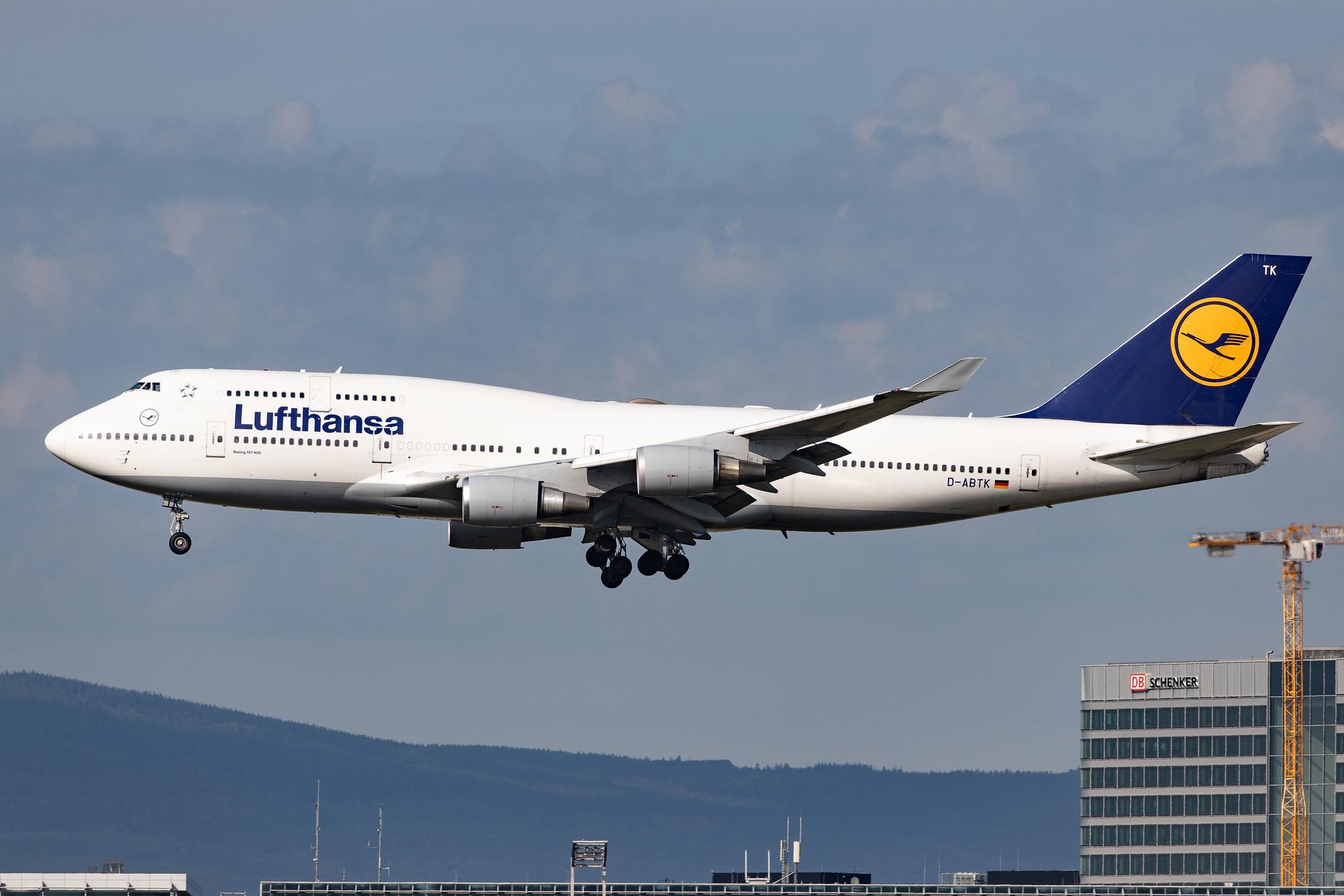 Frankfurt Airport: Lufthansa (LH / DLH) |  Boeing 747-430 B744 | D-ABTK | MSN 29871