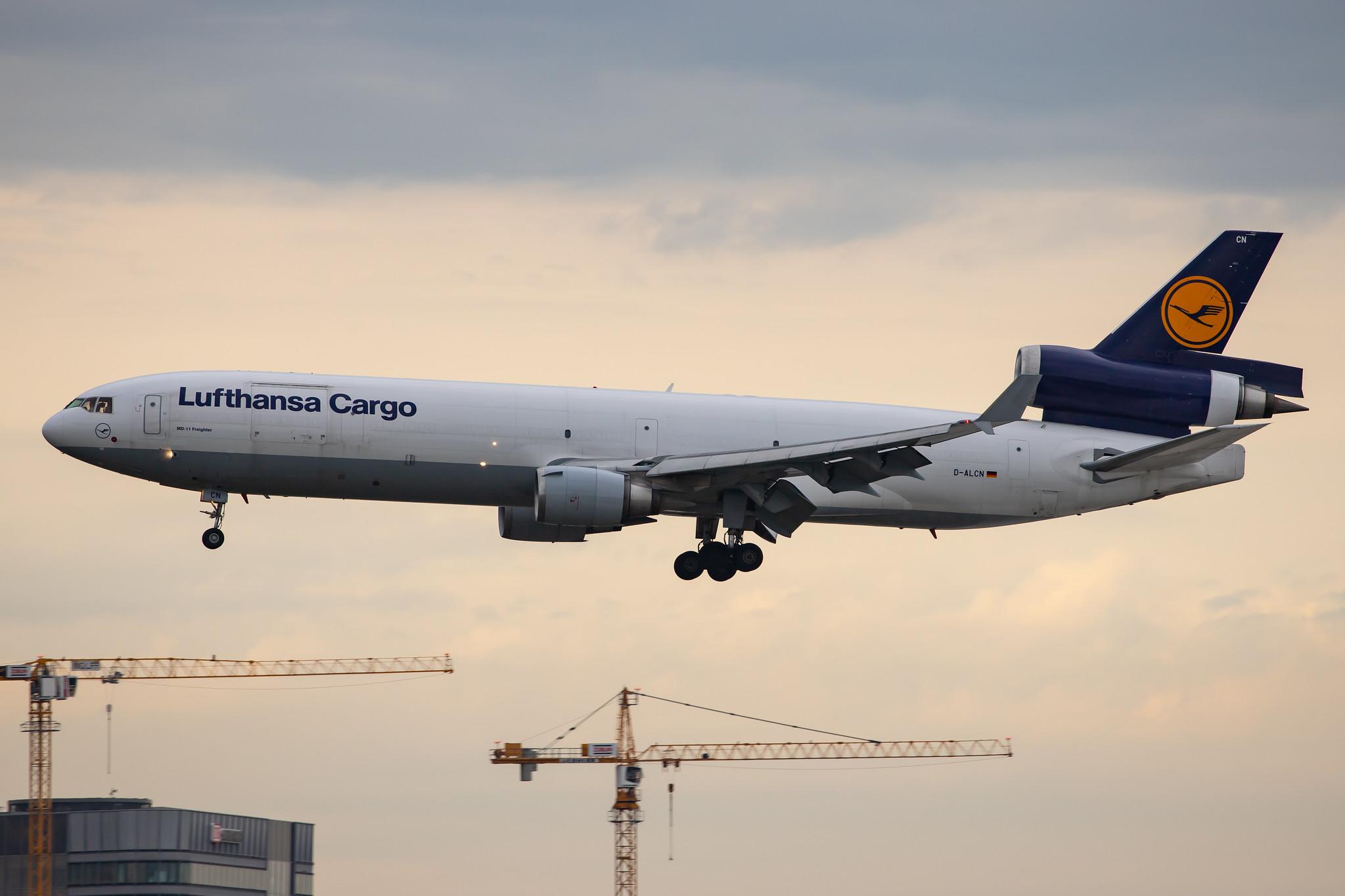 Frankfurt Airport: Lufthansa Cargo (/ GEC) |  McDonnell Douglas MD-11F MD11 | D-ALCN | MSN 48806