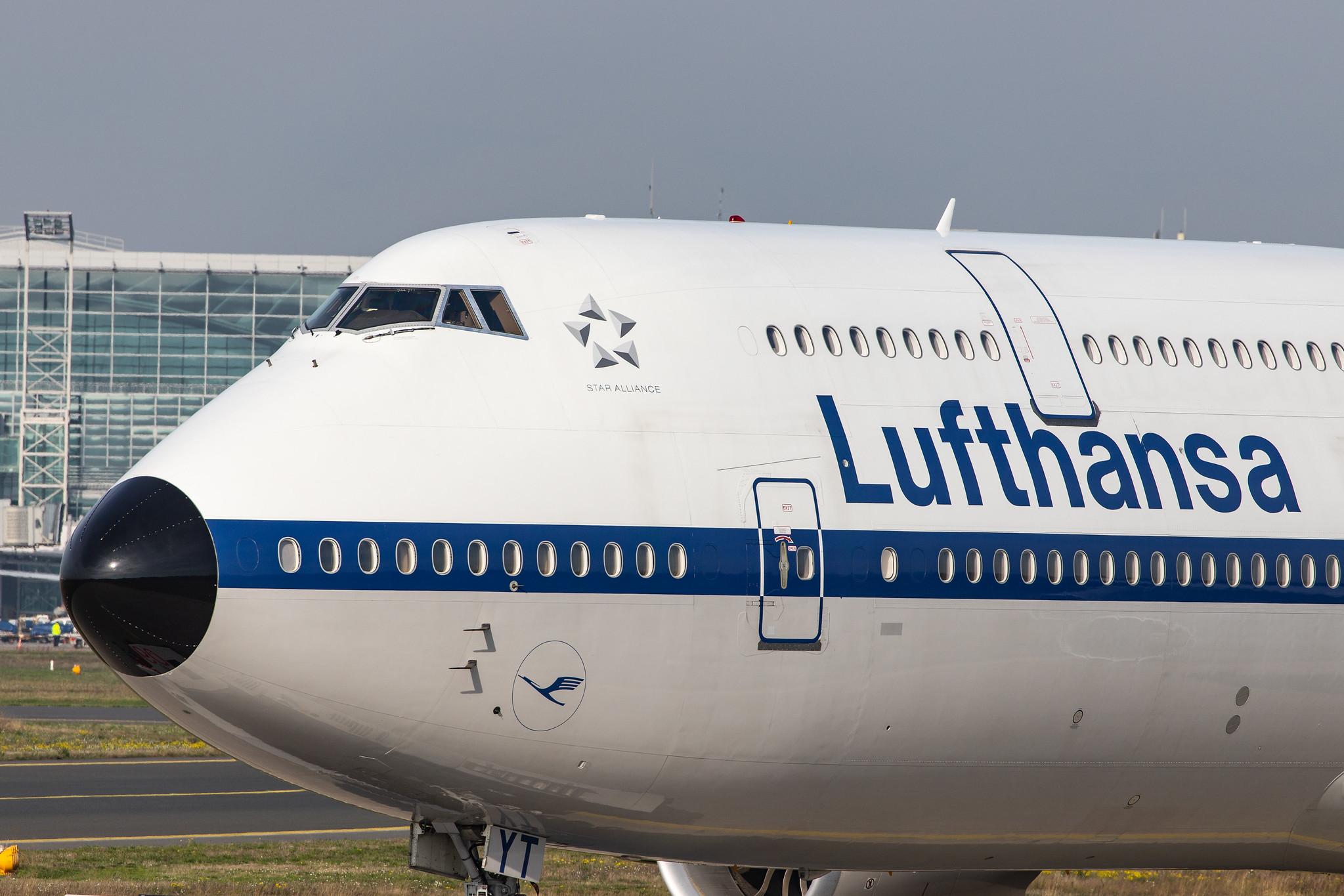 Frankfurt Airport: Lufthansa (LH / DLH) |  Livery: Retro Livery |  Boeing 747-830 B748 | D-ABYT | MSN 37844