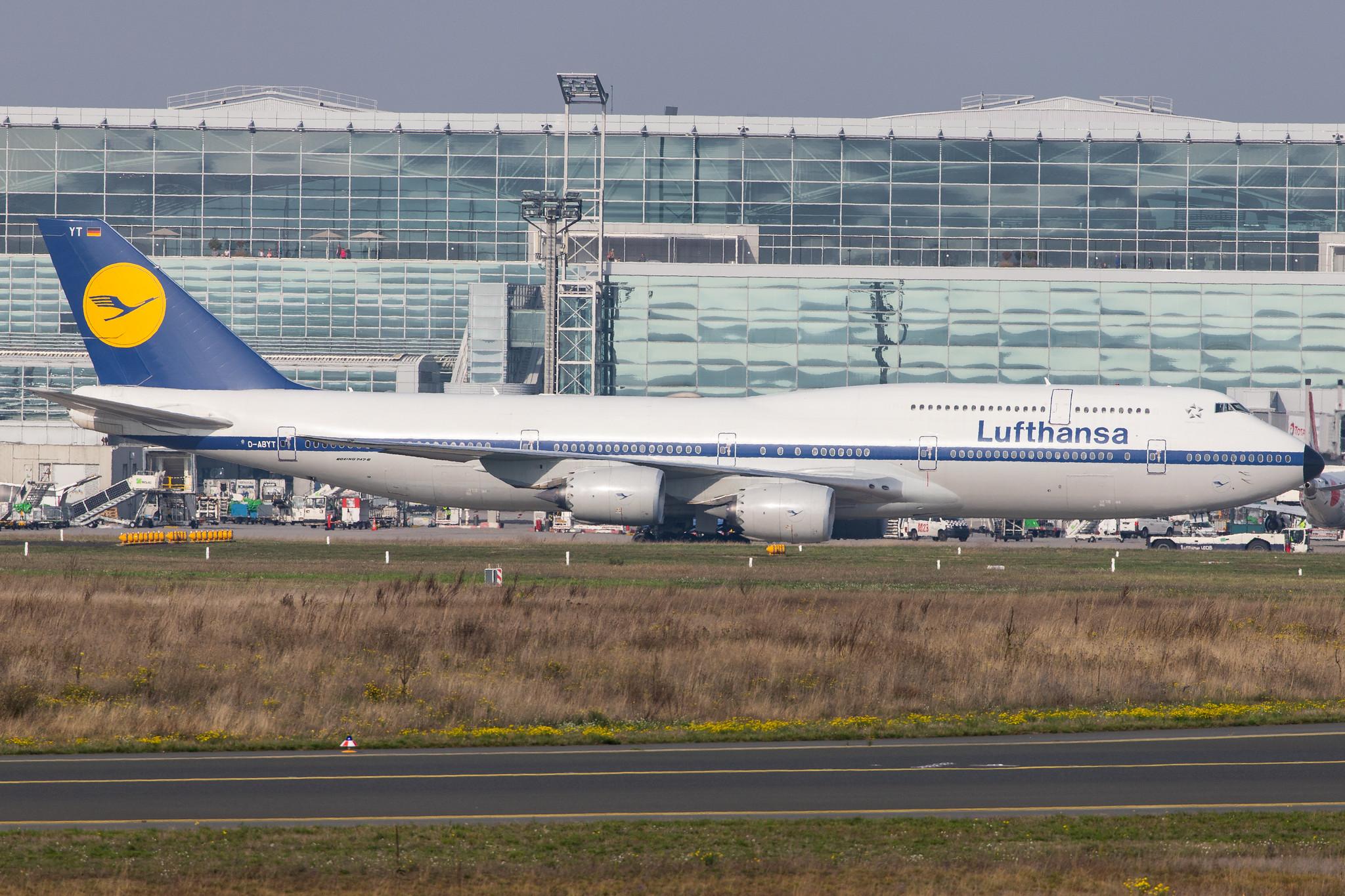 Frankfurt Airport: Lufthansa (LH / DLH) |  Livery: Retro Livery |  Boeing 747-830 B748 | D-ABYT | MSN 37844