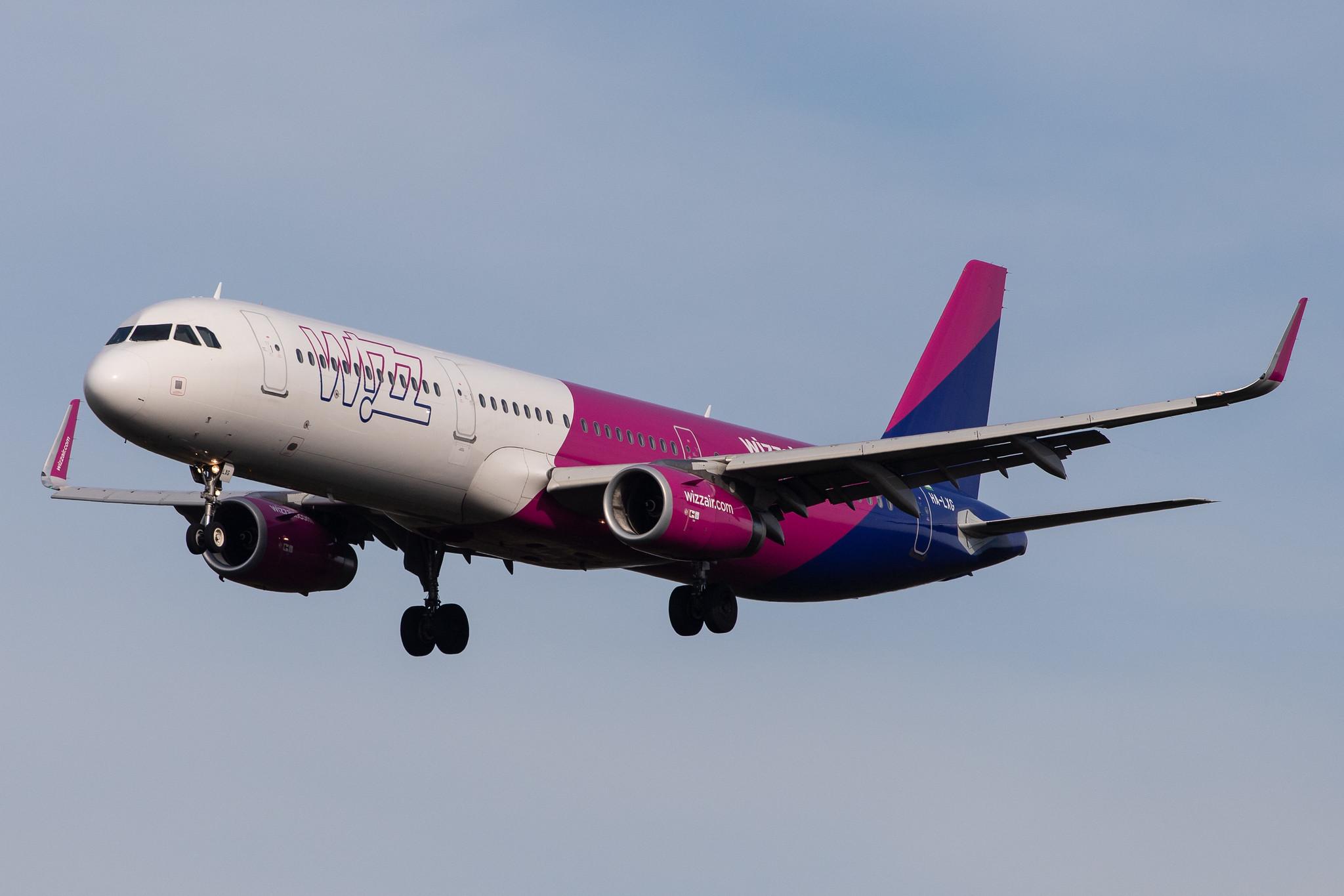 Frankfurt Airport: Wizz Air (W6 / WZZ) |  Airbus A321-231 A321 | HA-LXG | MSN 7182
