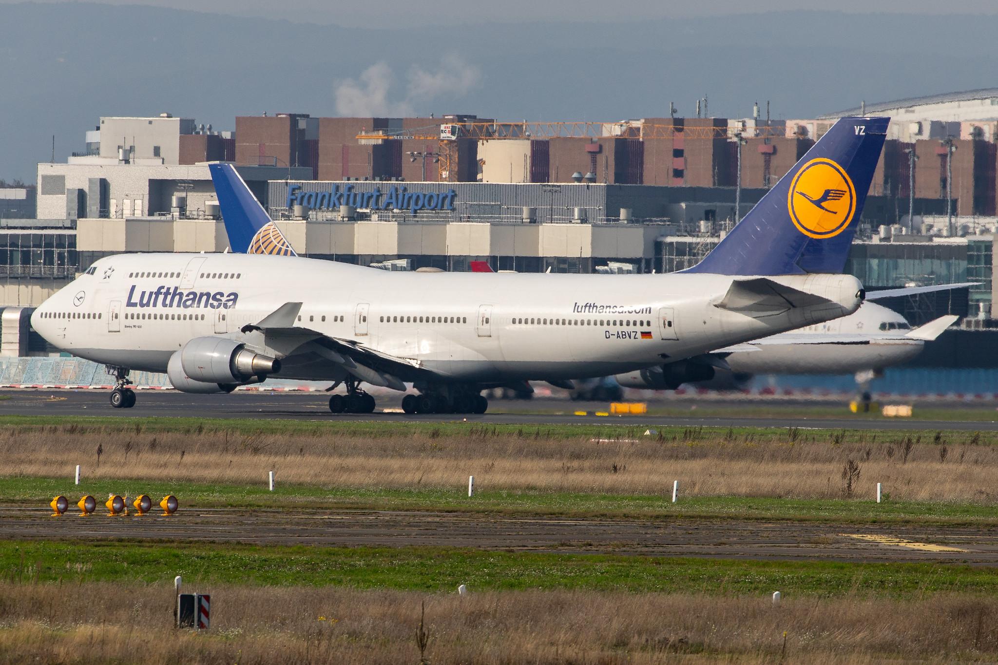 Frankfurt Airport: Lufthansa (LH / DLH) |  Boeing 747-430 B744 | D-ABVZ | MSN 29870